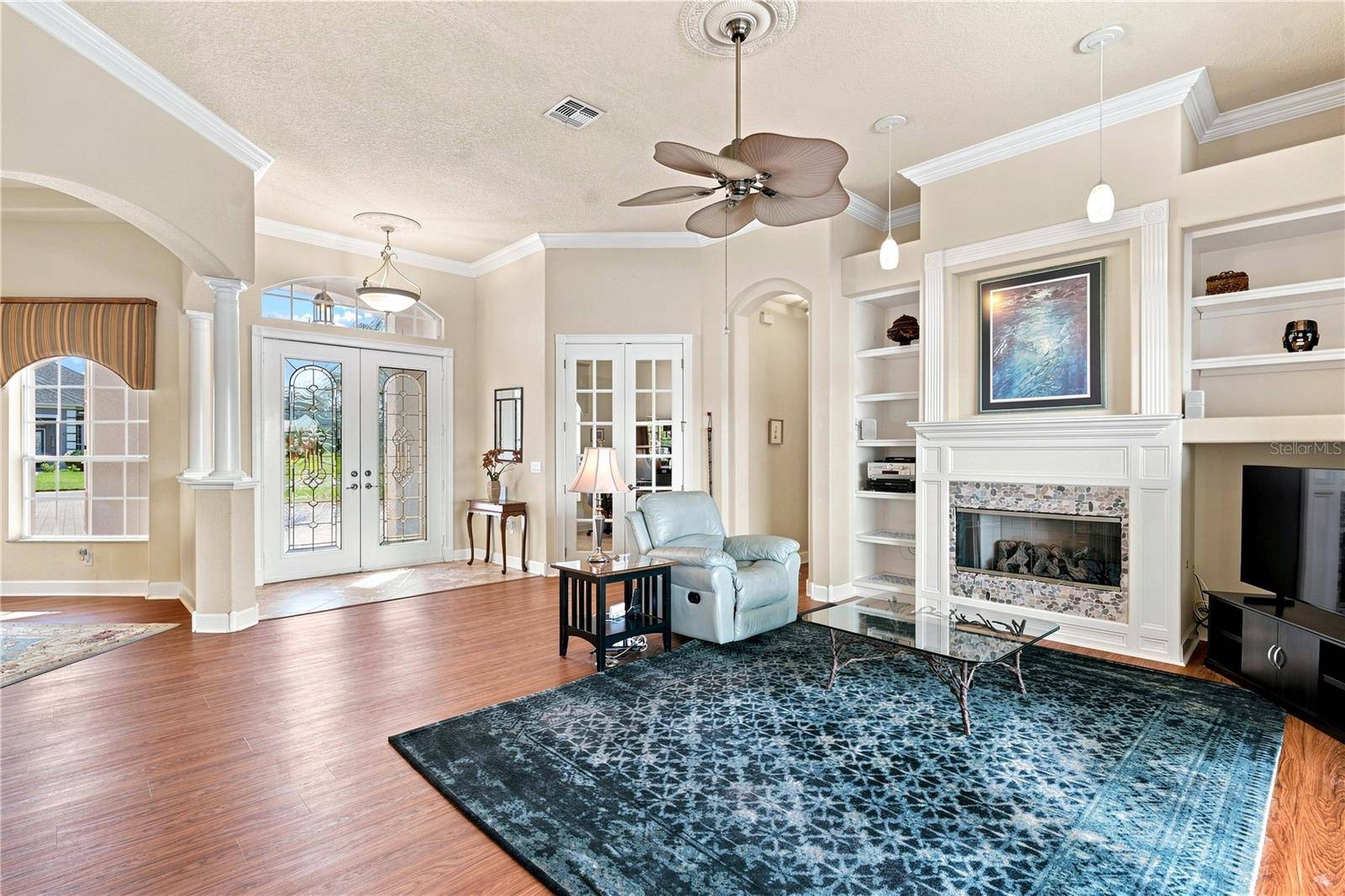 9271 WESTSHORE DR, Weeki Wachee, FL 34613