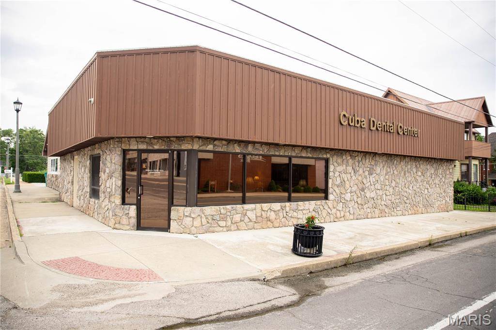 405 W Washington ST, Cuba, MO 65453
