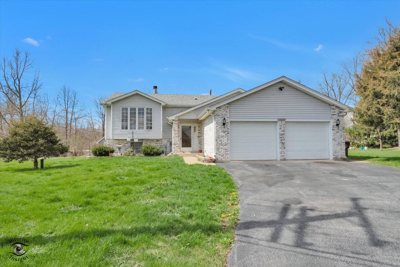24412 S Kings RD, Crete, IL 60417