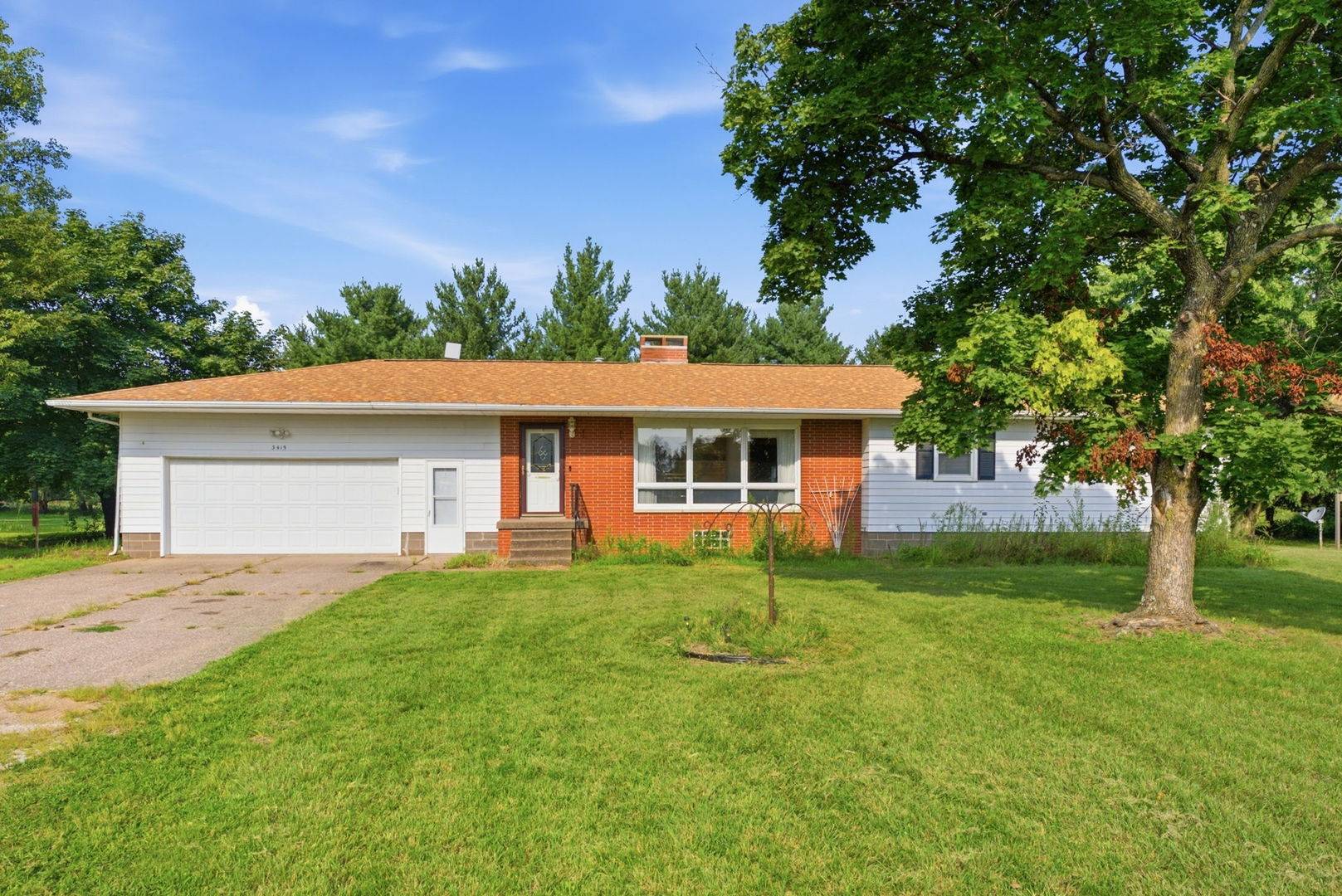 3415 Grandview AVE, Muscatine, IA 52761