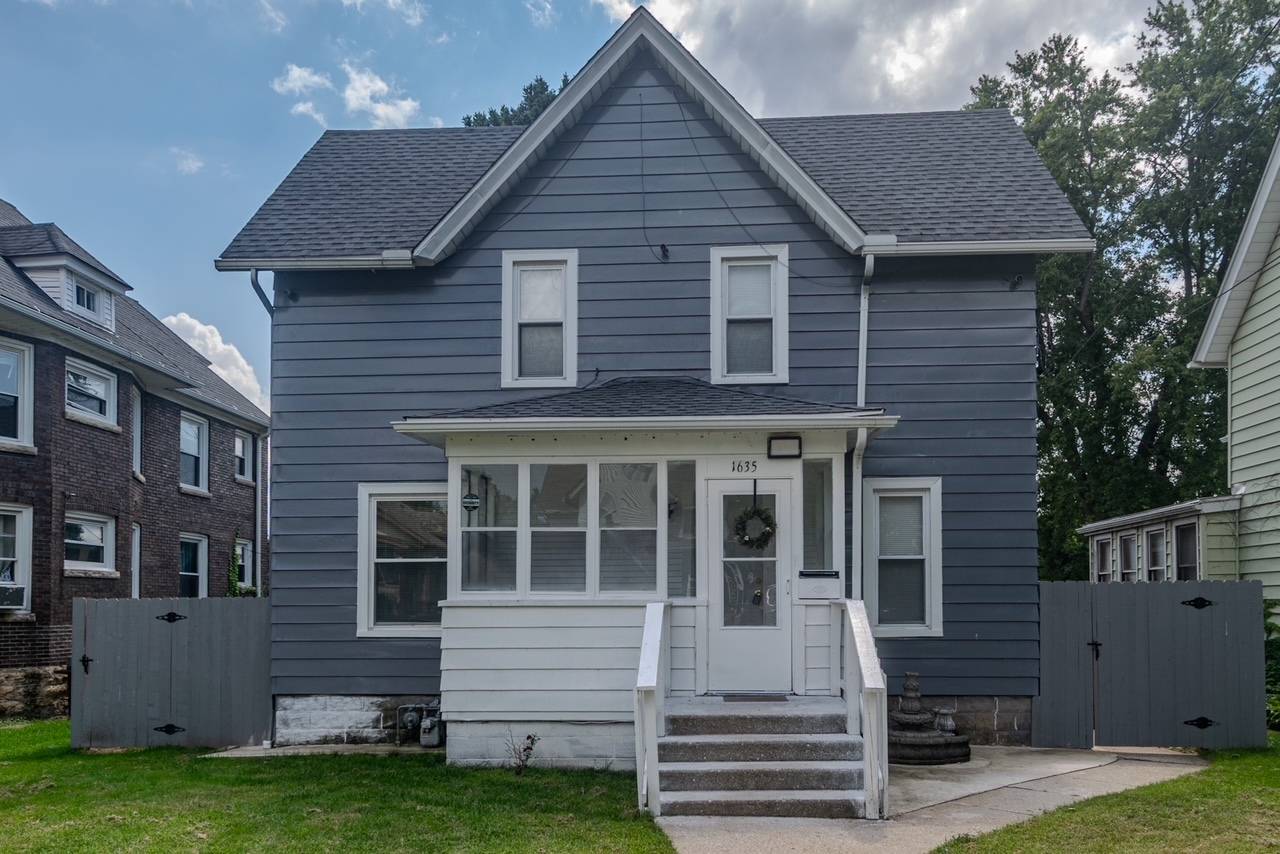 1635 5th AVE, Rockford, IL 61104