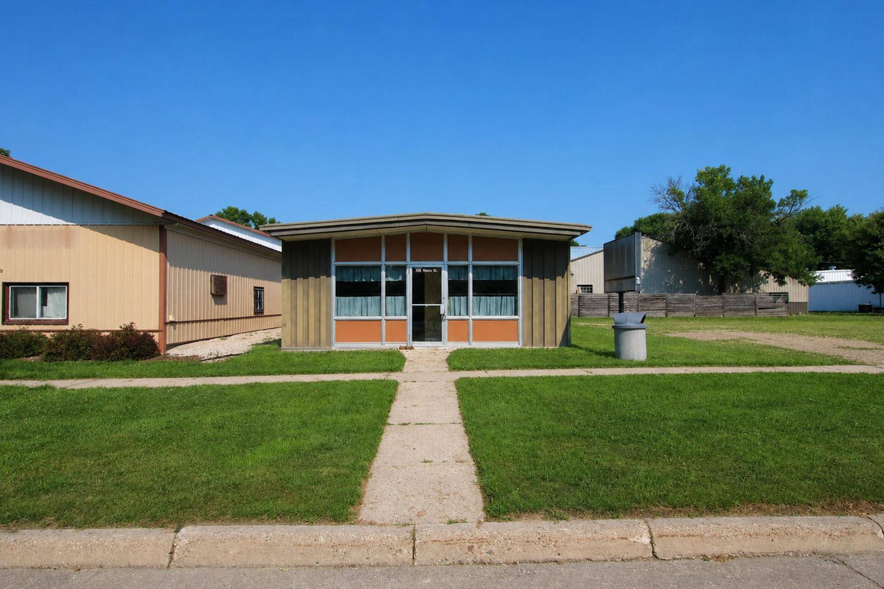 511 Main ST S, Hector, MN 55342