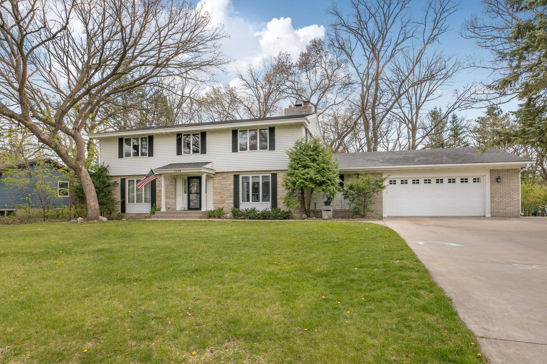1736 Woodland RD, Saint Cloud, MN 56304