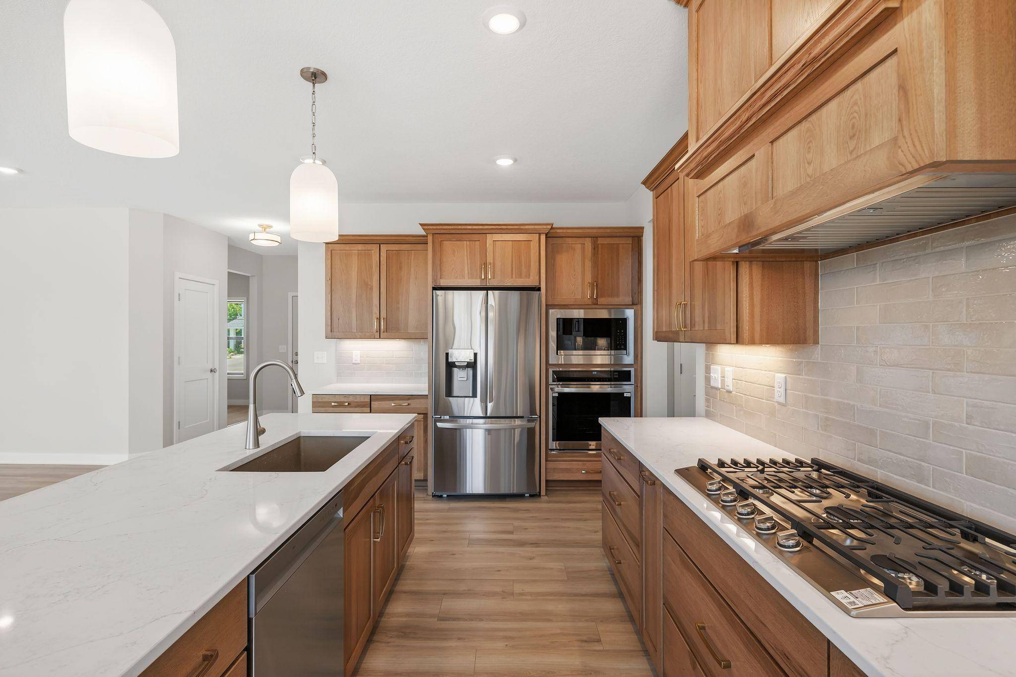 17924 Headwaters Drive, Lakeville, MN 55044