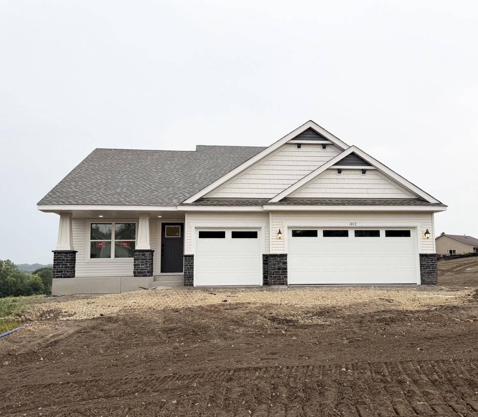 1817 Lincoln AVE, Saint Paul Park, MN 55016