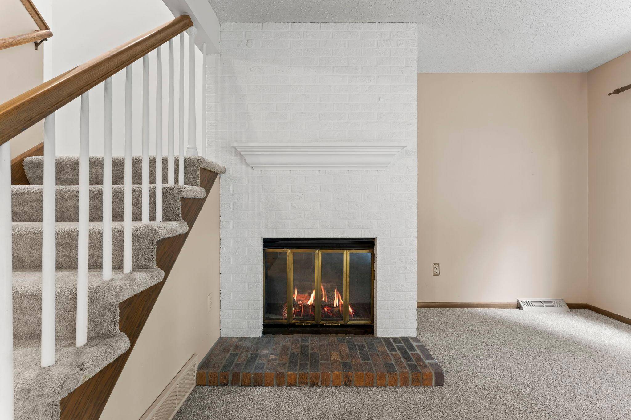 1232 Woodley ST E, Northfield, MN 55057