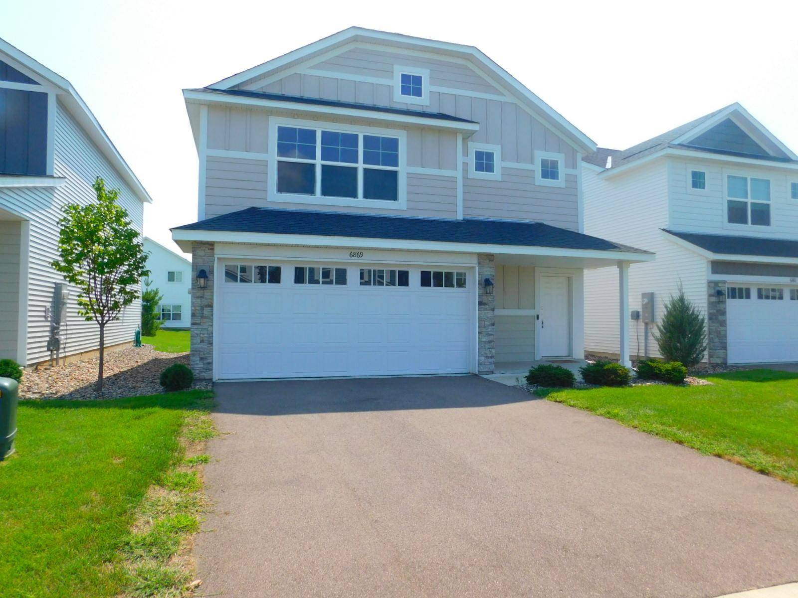 6869 101st ST S, Cottage Grove, MN 55016