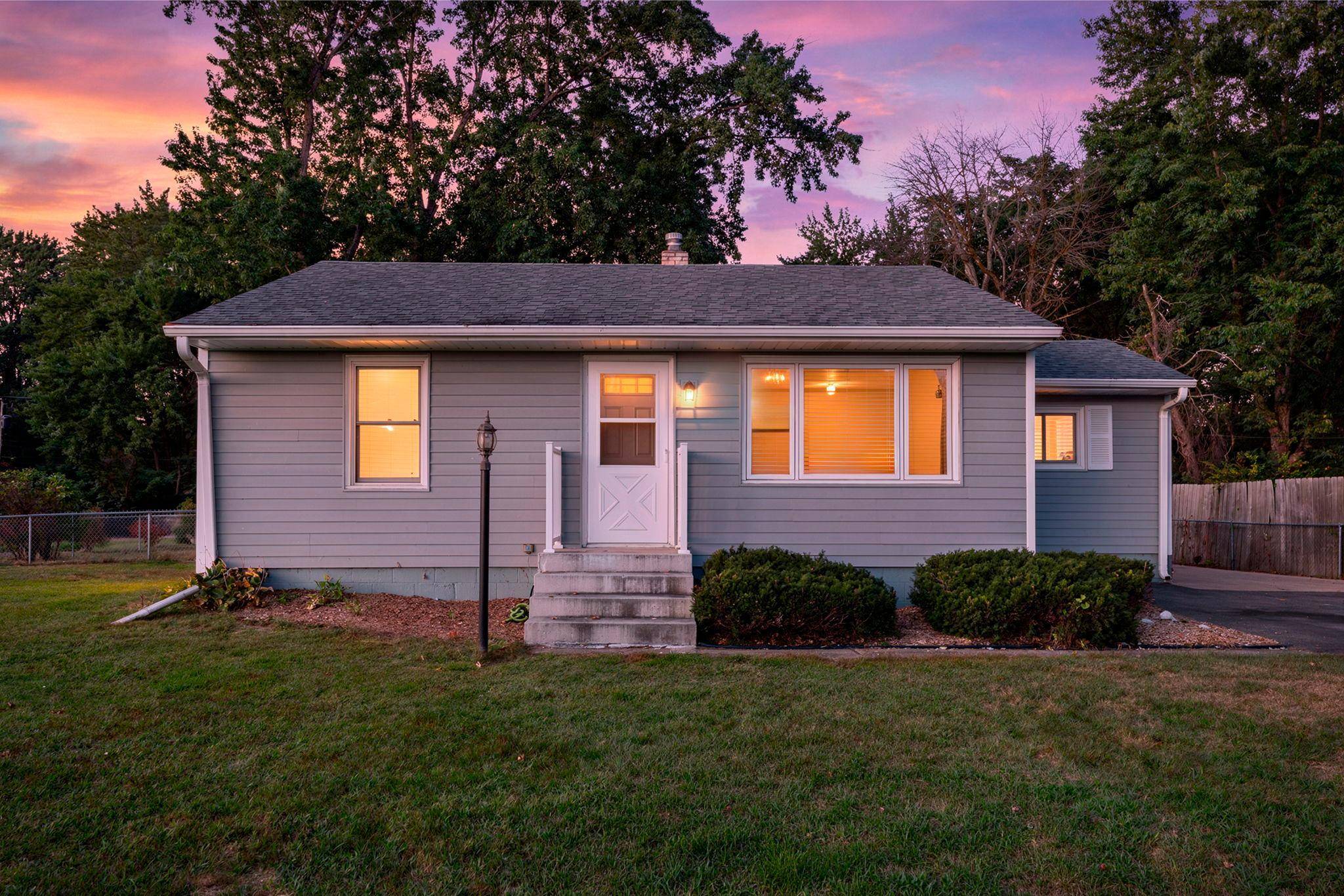 5911 Hodgson RD, Shoreview, MN 55126
