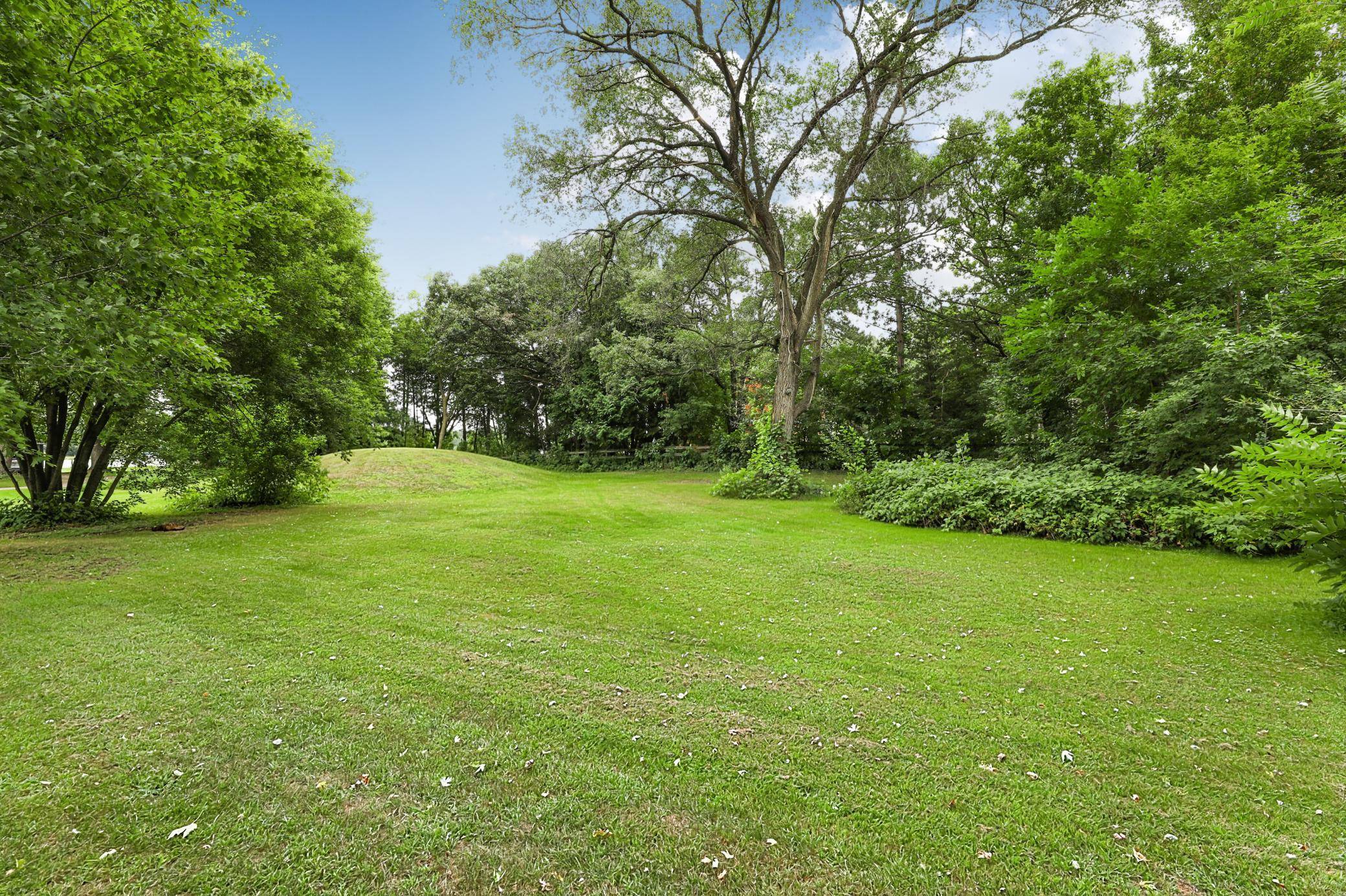 9857 W Lake CT, Rice, MN 56367