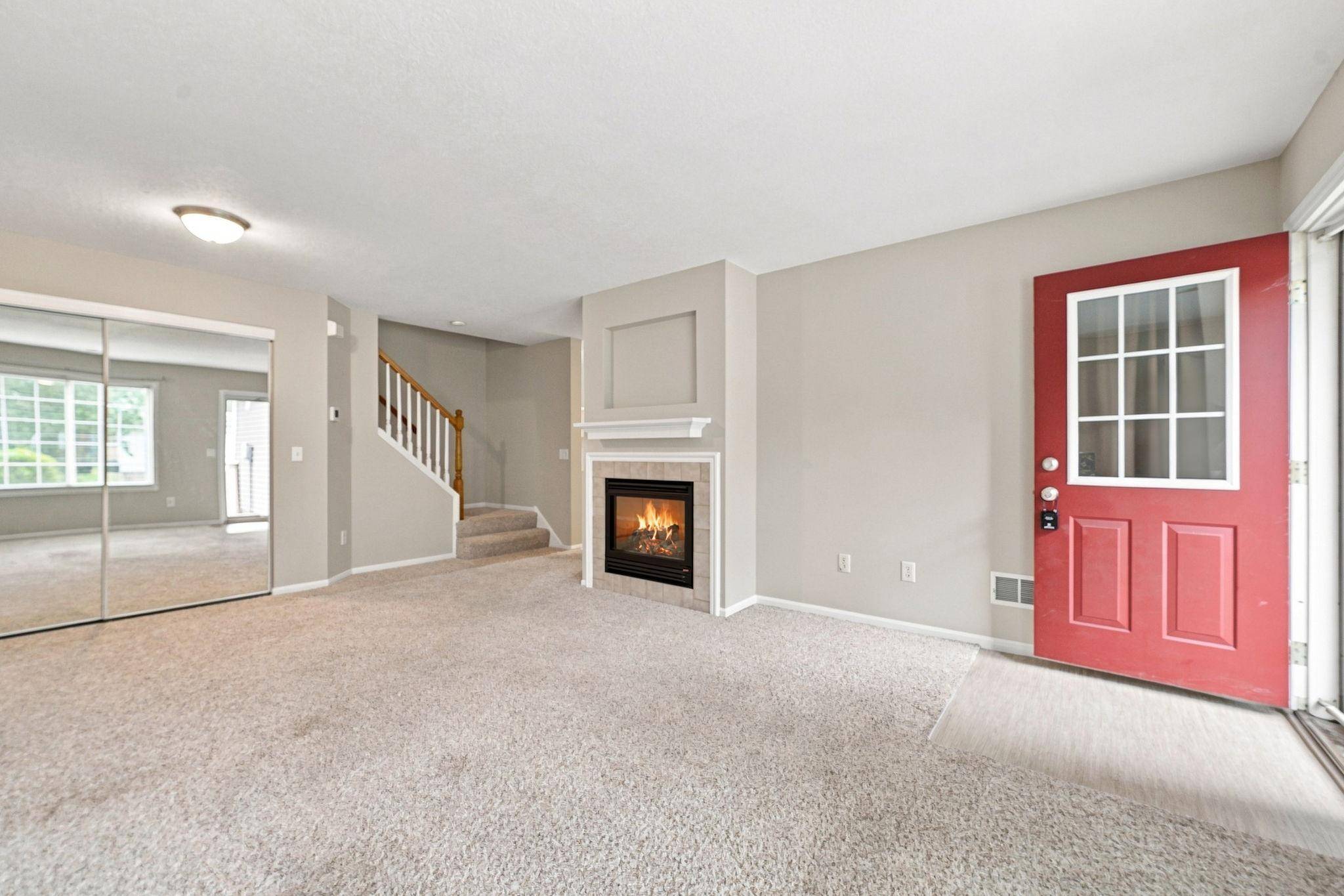 2009 Gresham AVE N #19, Oakdale, MN 55128