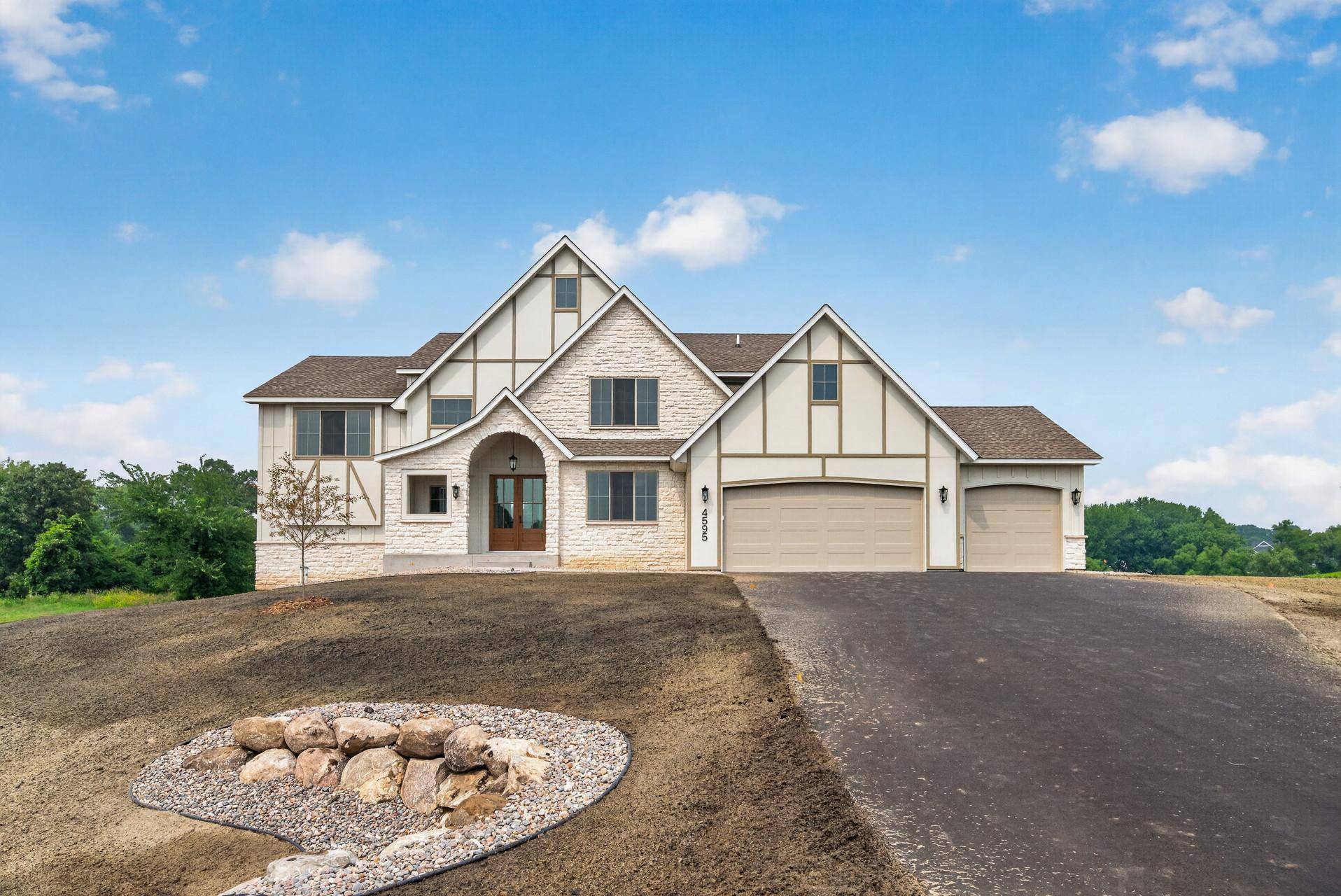15243 Alamo ST NE, Ham Lake, MN 55304