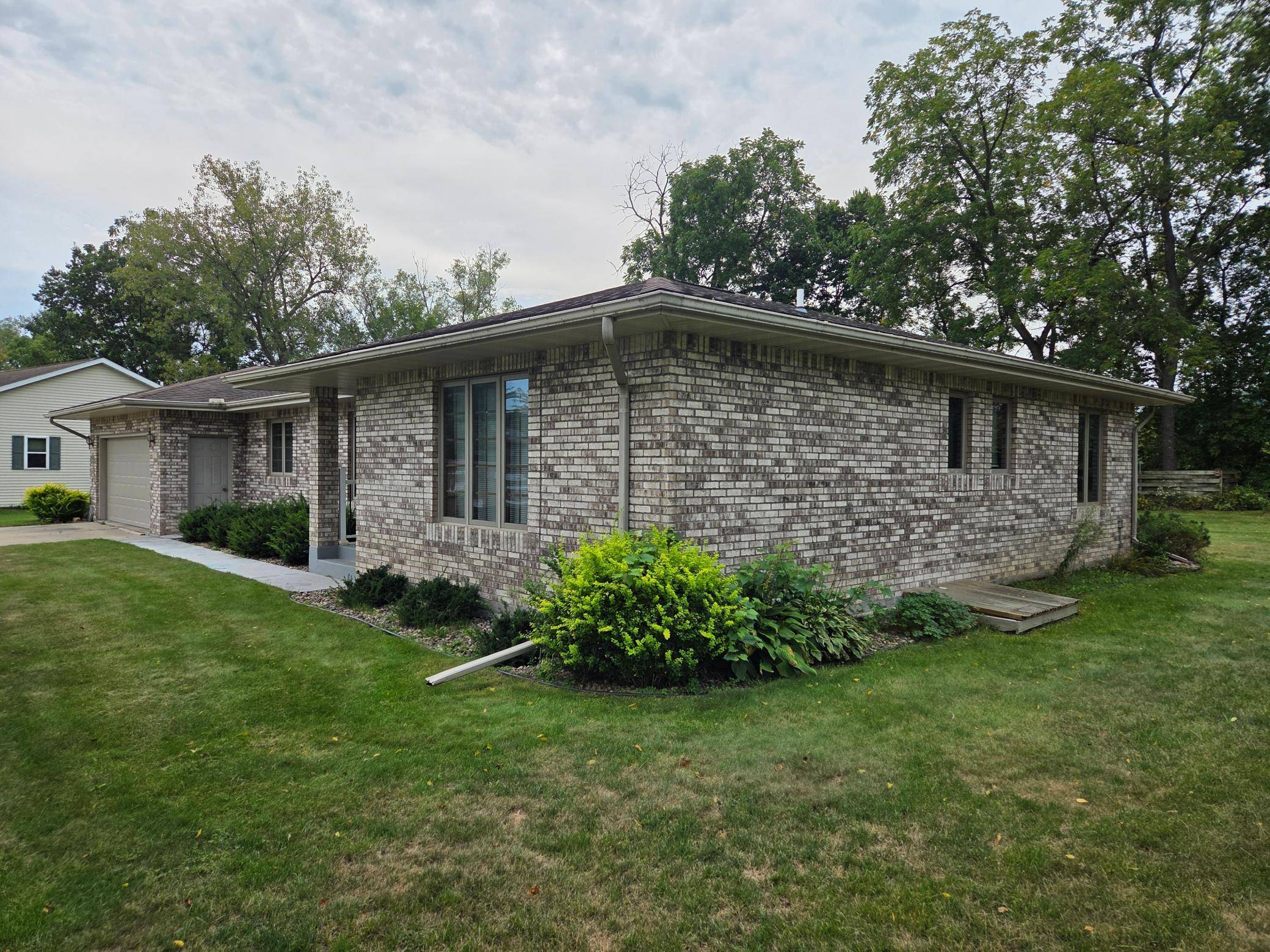1107 Scenic View CT, Rushford, MN 55971