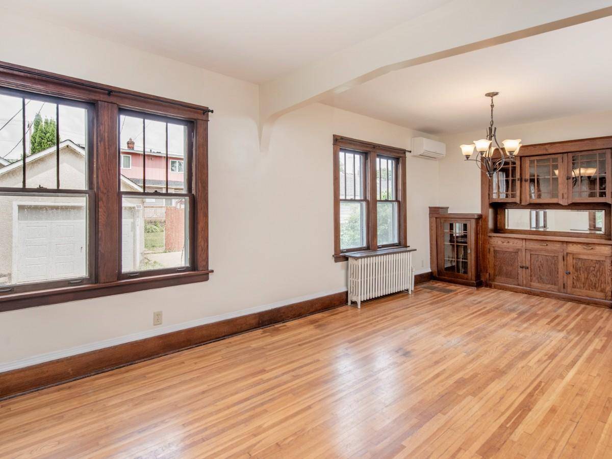 862 Holton ST, Saint Paul, MN 55104