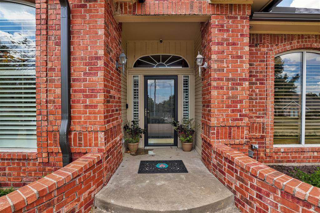 1079 Chaparral DR, Choctaw, OK 73020