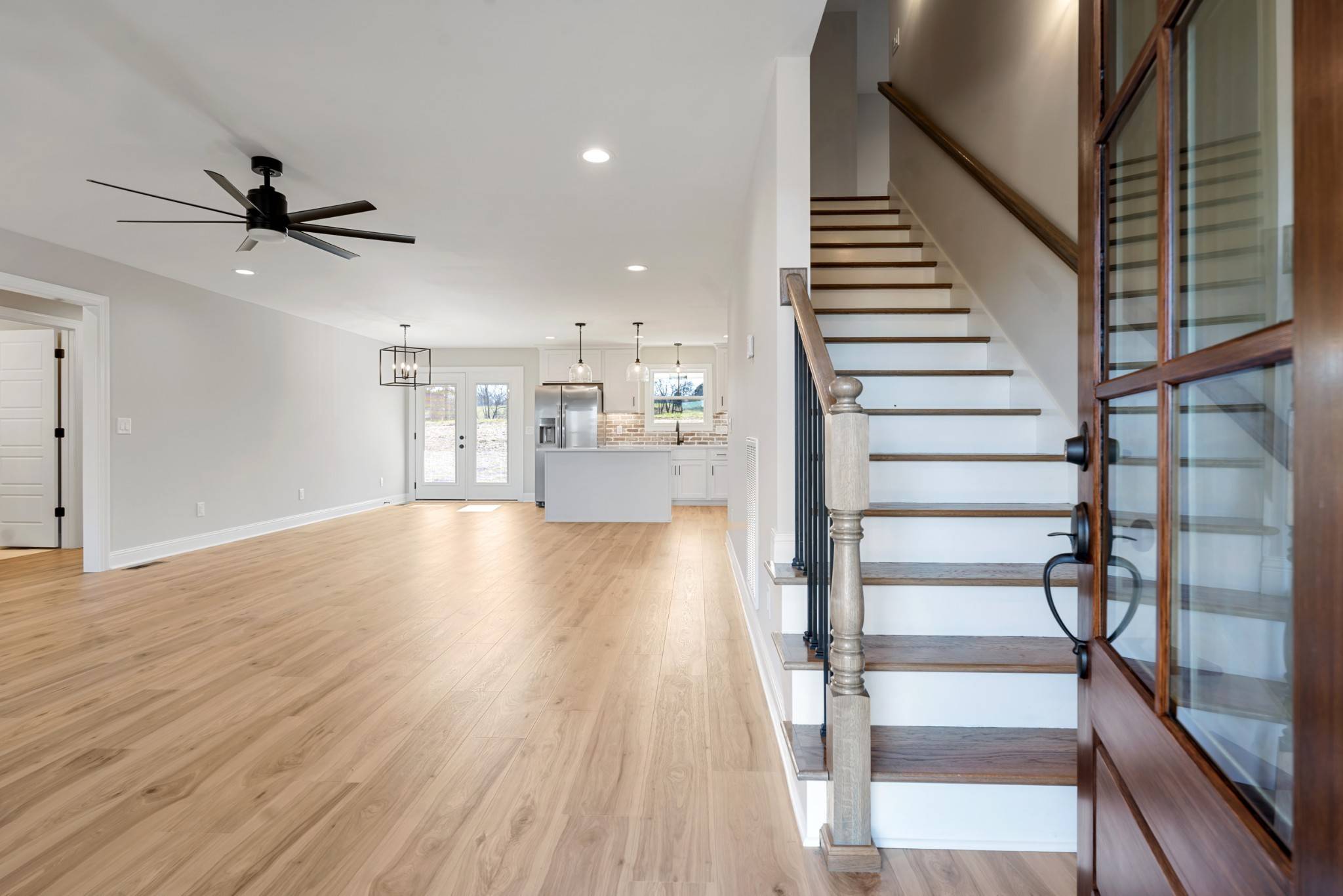 8184 Gideon Rd, Greenbrier, TN 37073
