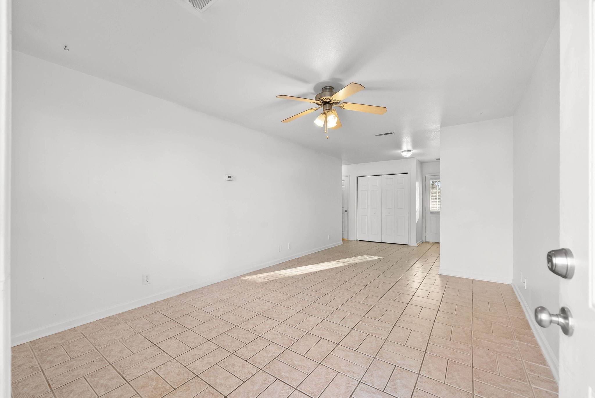 535 Lafayette Rd #F, Clarksville, TN 37042