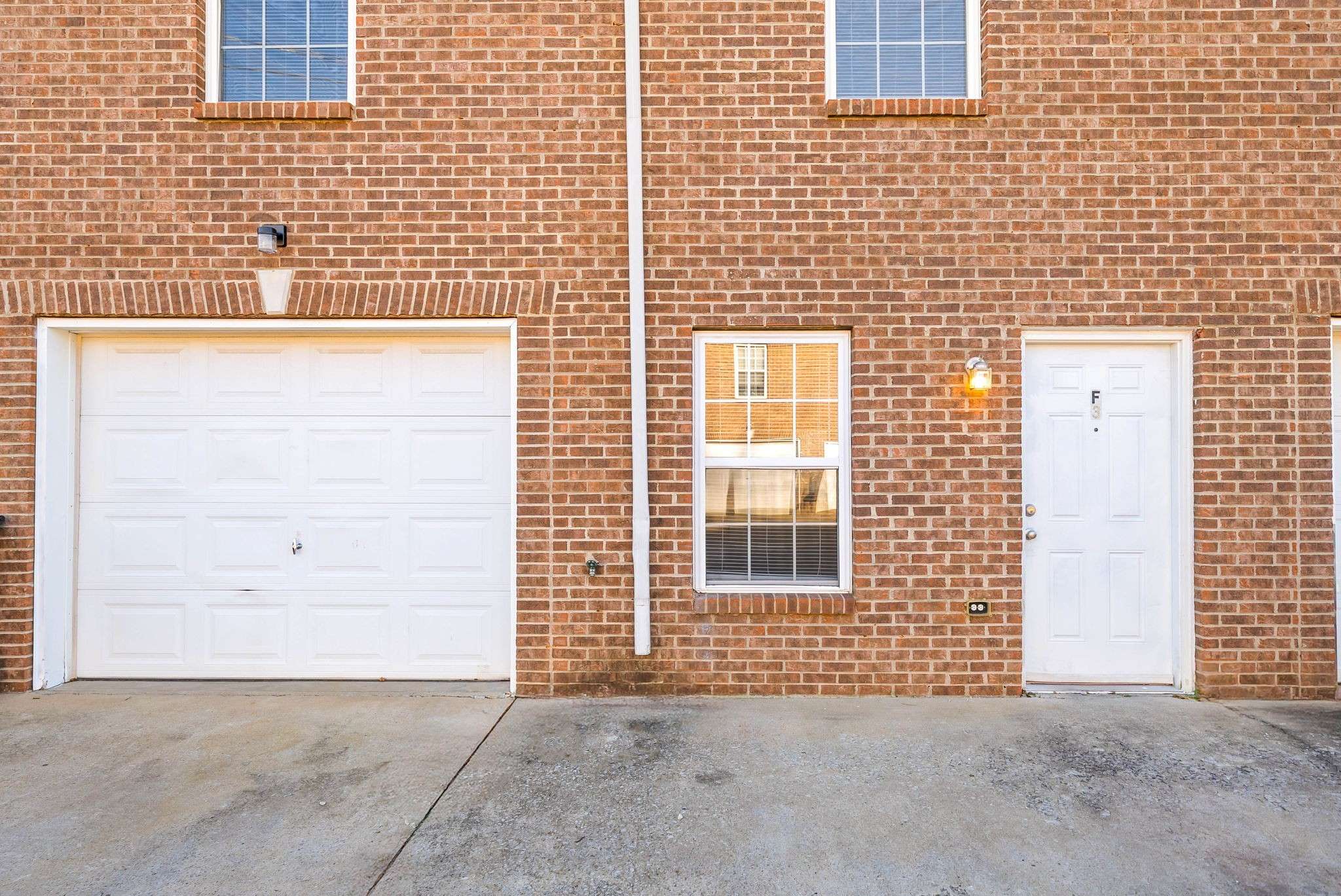 535 Lafayette Rd #F, Clarksville, TN 37042