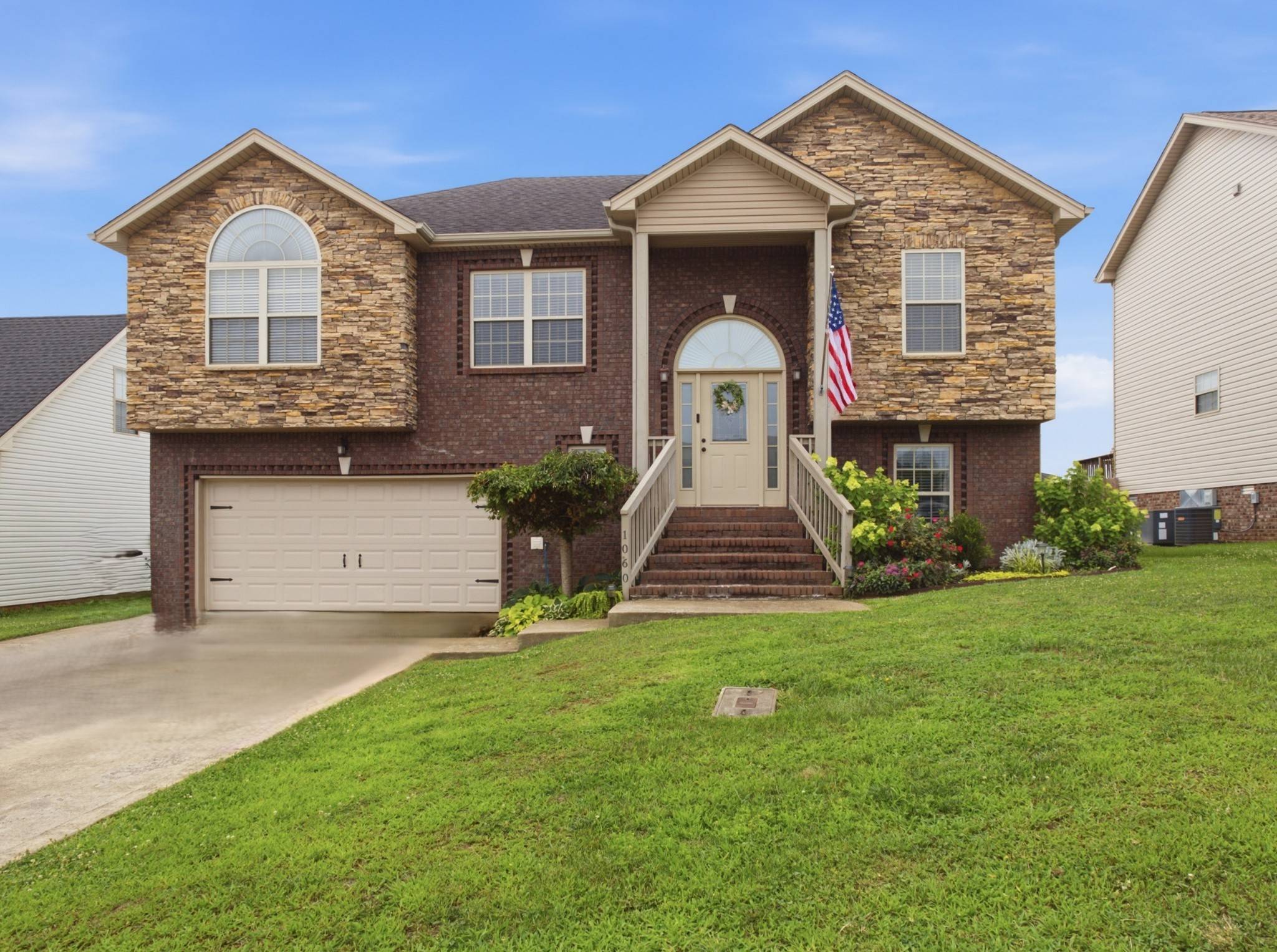 1060 Henry Place Blvd, Clarksville, TN 37042