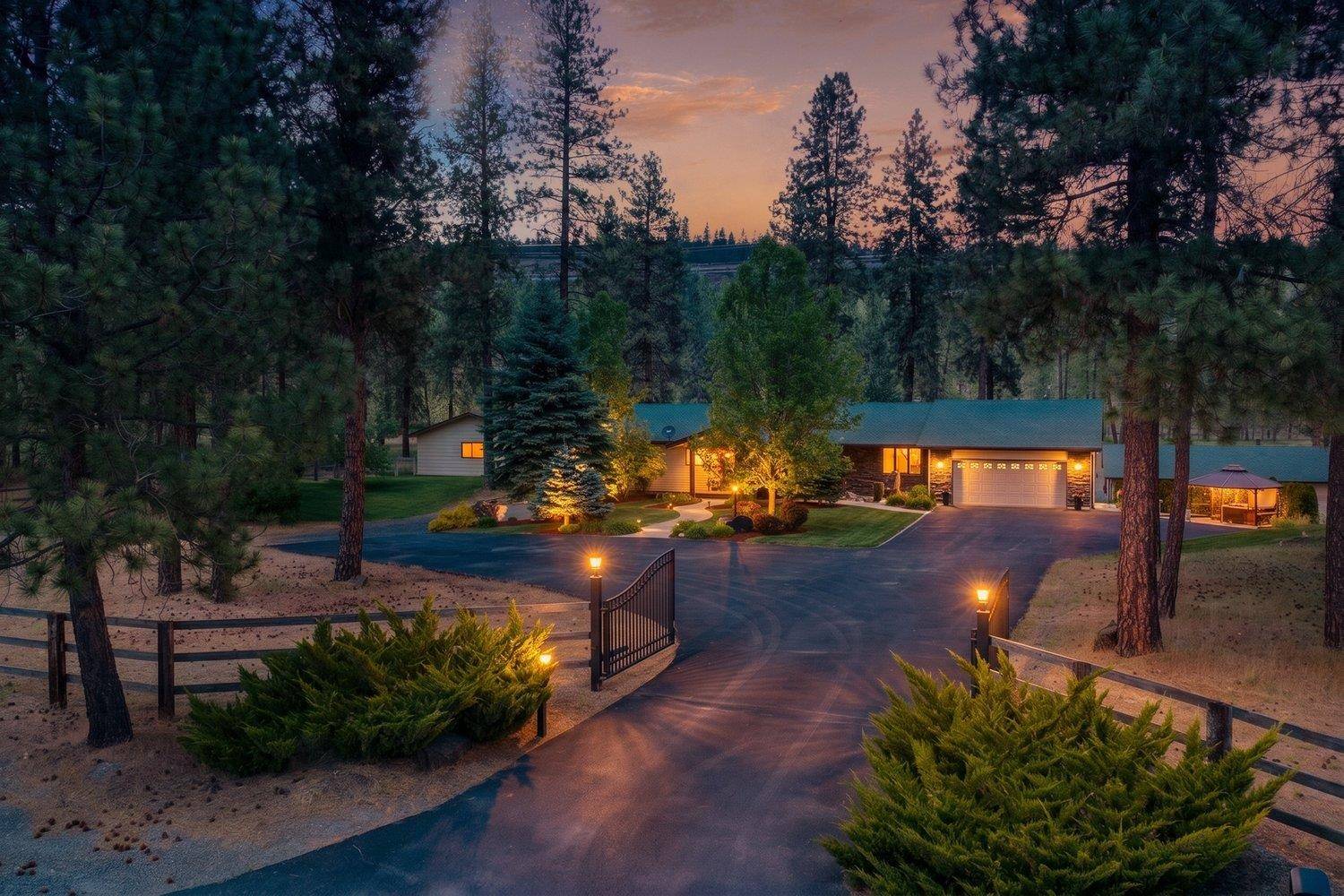 11816 W SEVEN MILE Rd, Spokane, WA 99224