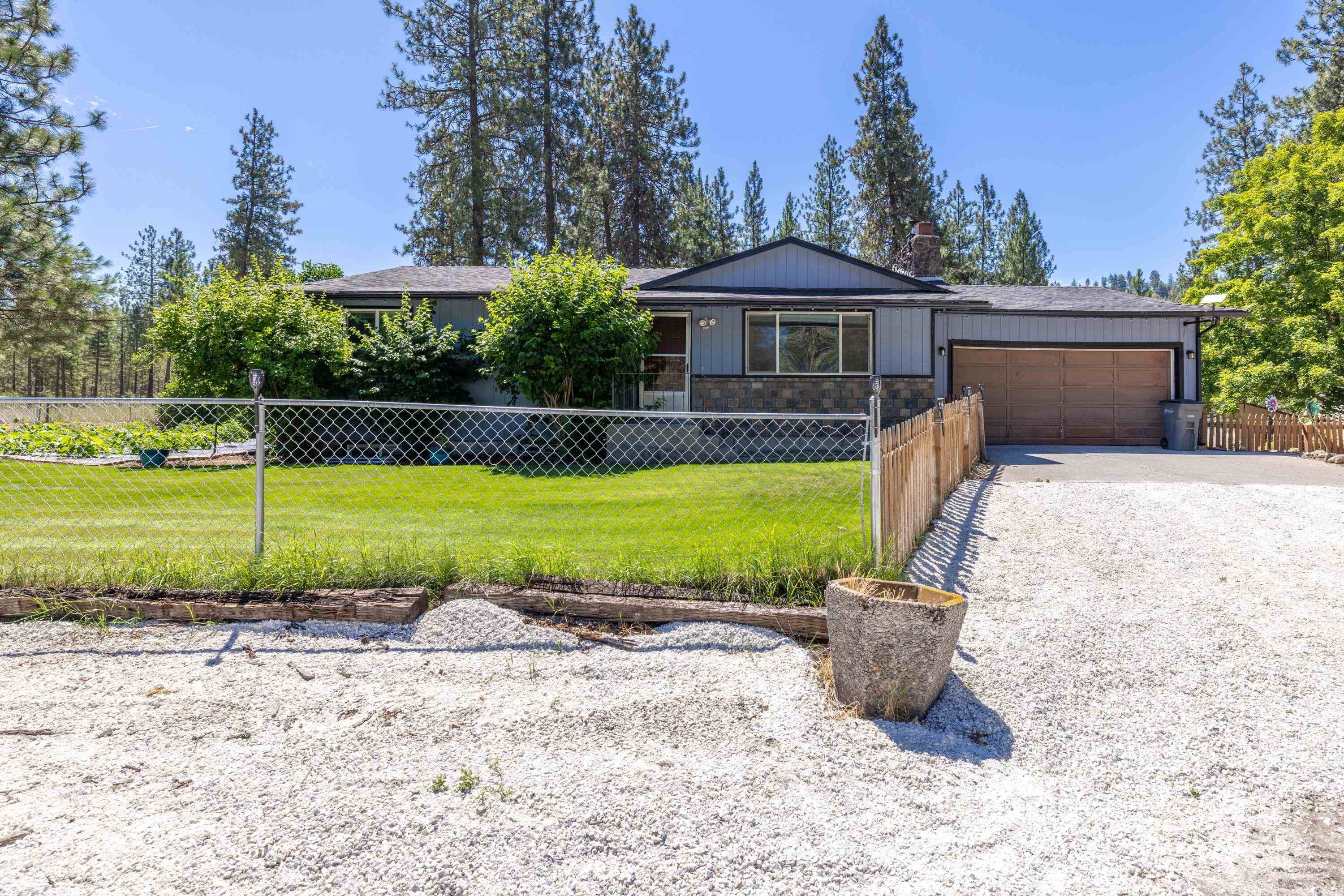 27615 W Long Lake Rd, Ford, WA 99013