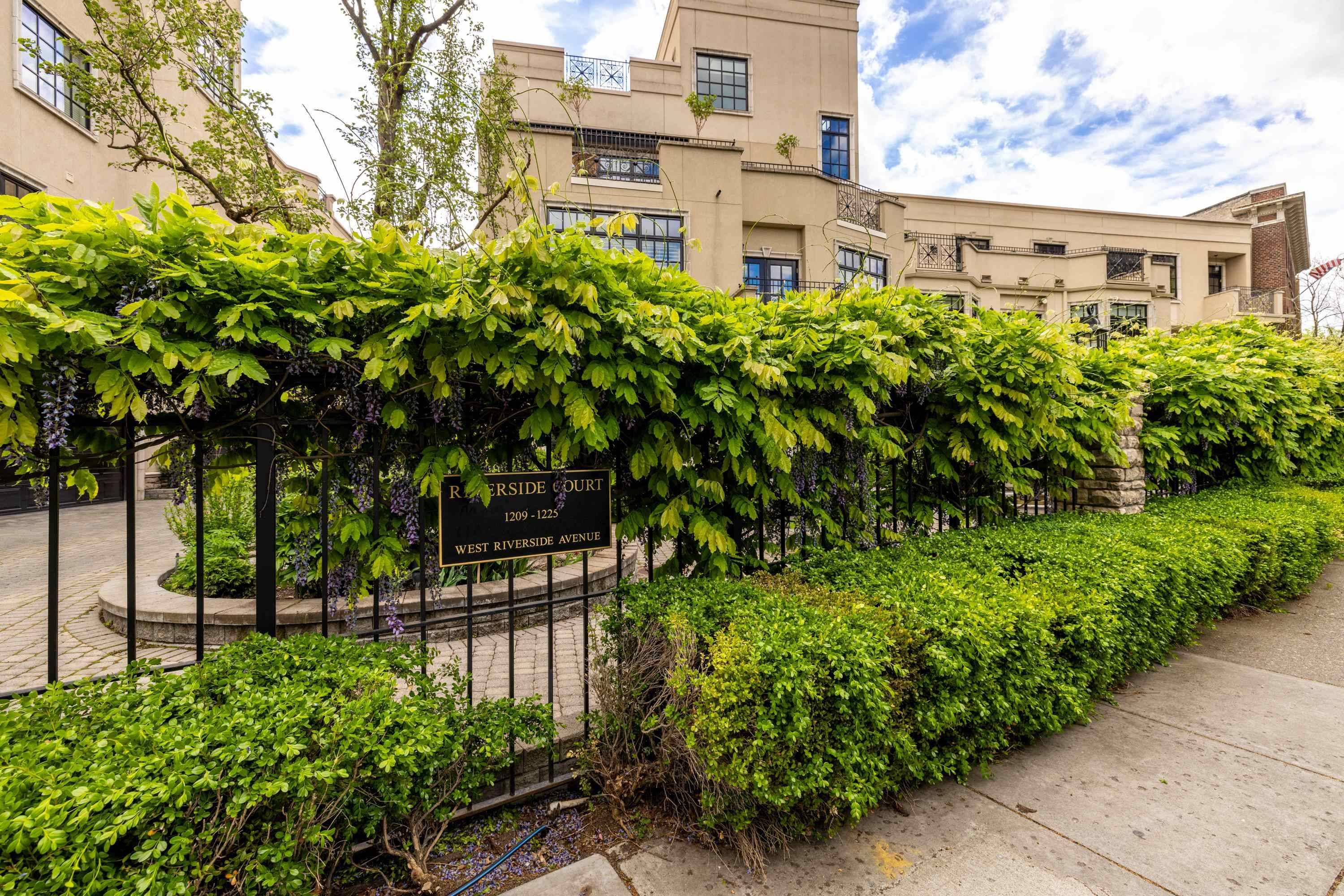 1223 W Riverside Ave #1220 W Sprague Avenue, Spokane, WA 99201