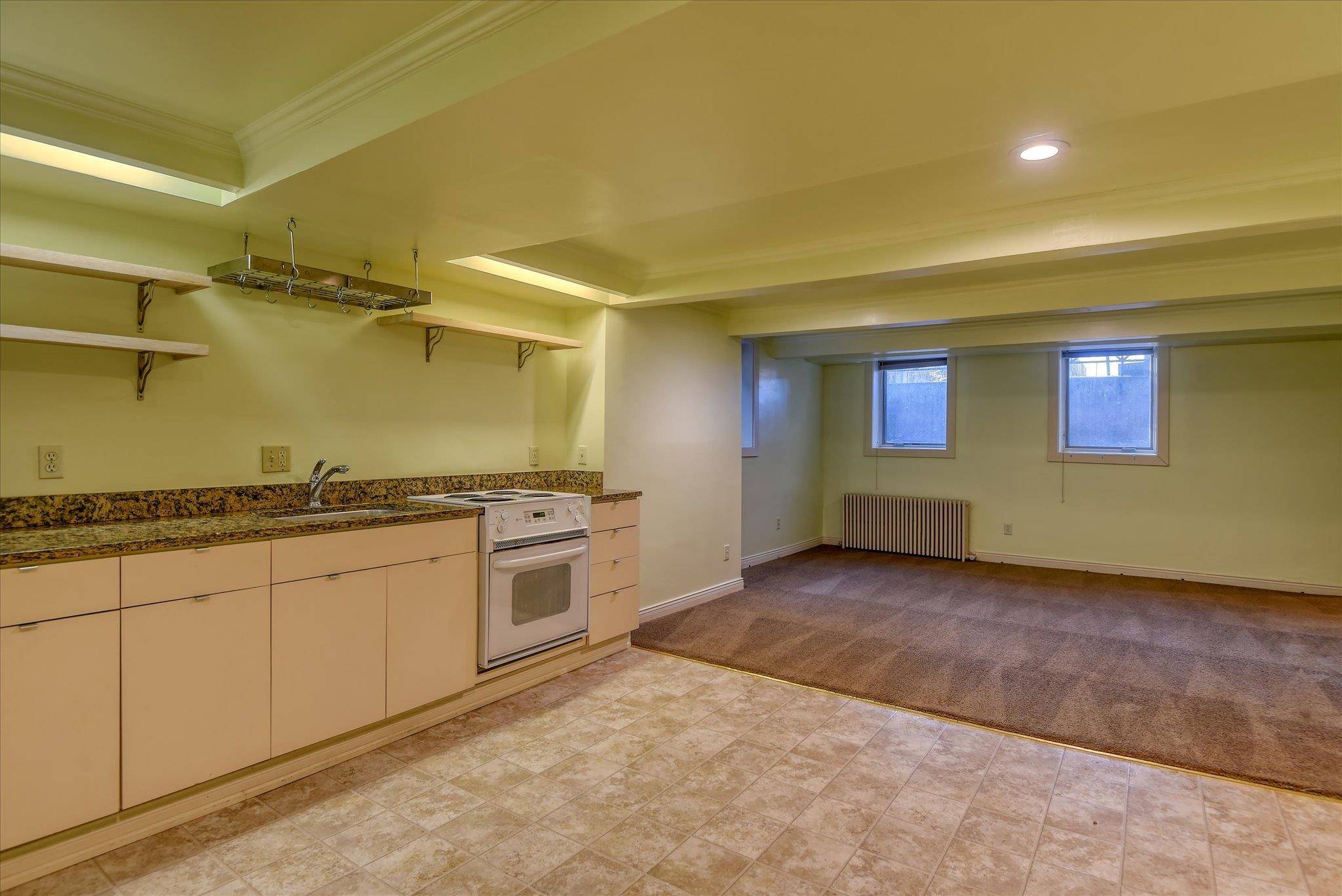2425 W Pacific Ave #Unit 4, Spokane, WA 99201