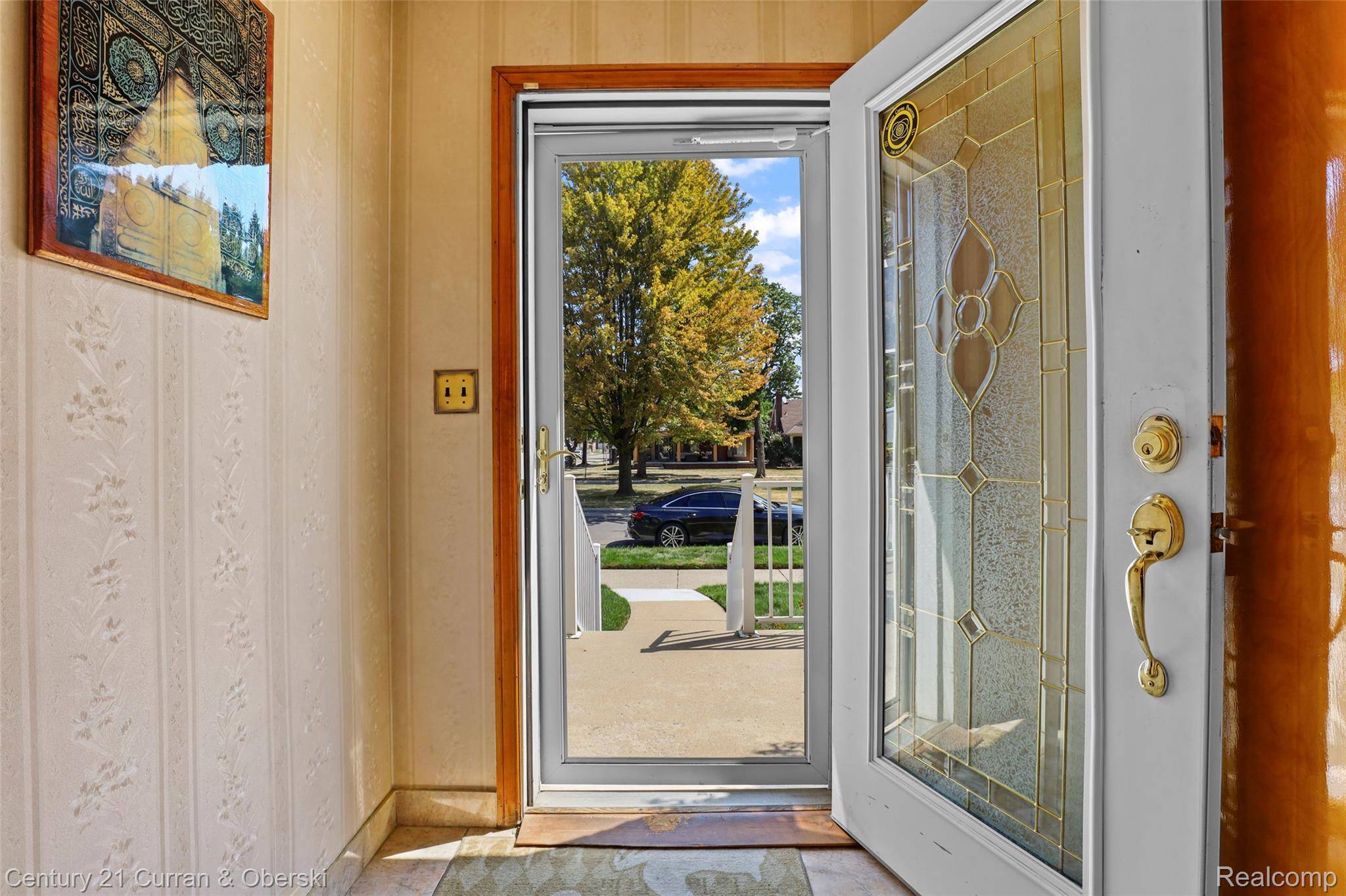 6151 Oakman BLVD, Dearborn, MI 48126