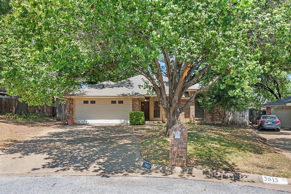 5811 Terra Drive, Arlington, TX 76017