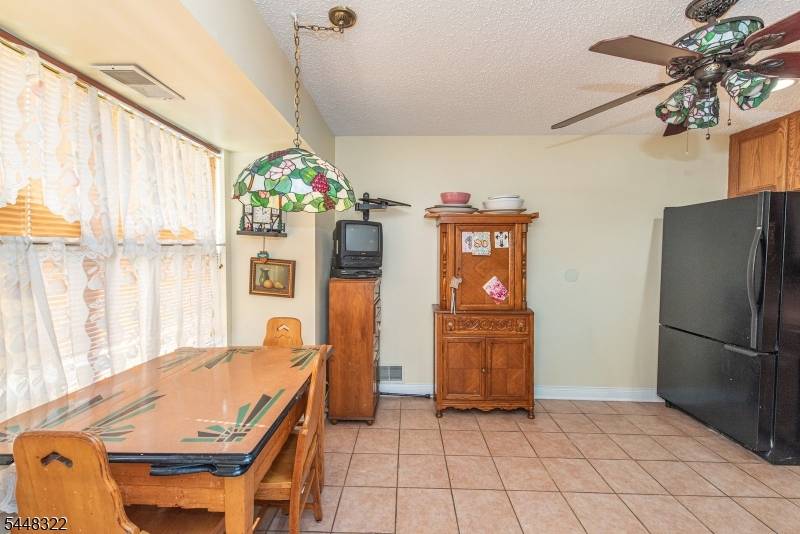 291 Penns Way Ondo, Bernards Twp., NJ 07920