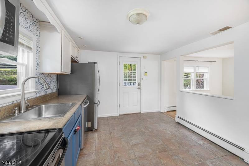 15 Laceytown Rd, Hardyston Twp., NJ 07416