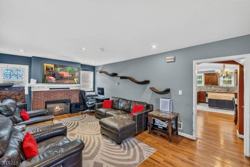 444-446 Clifton Ave, Newark City, NJ 07104
