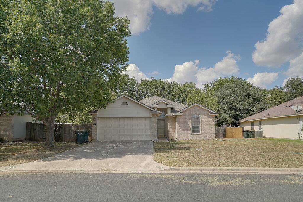 402 Hickory Tree DR, Georgetown, TX 78626