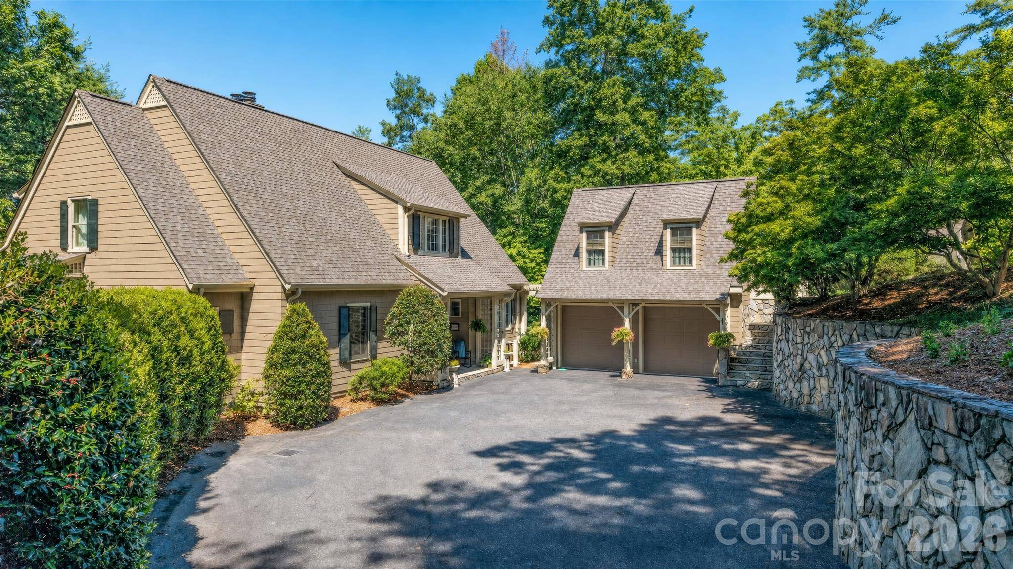 1513 Brentwood PL, Morganton, NC 28655