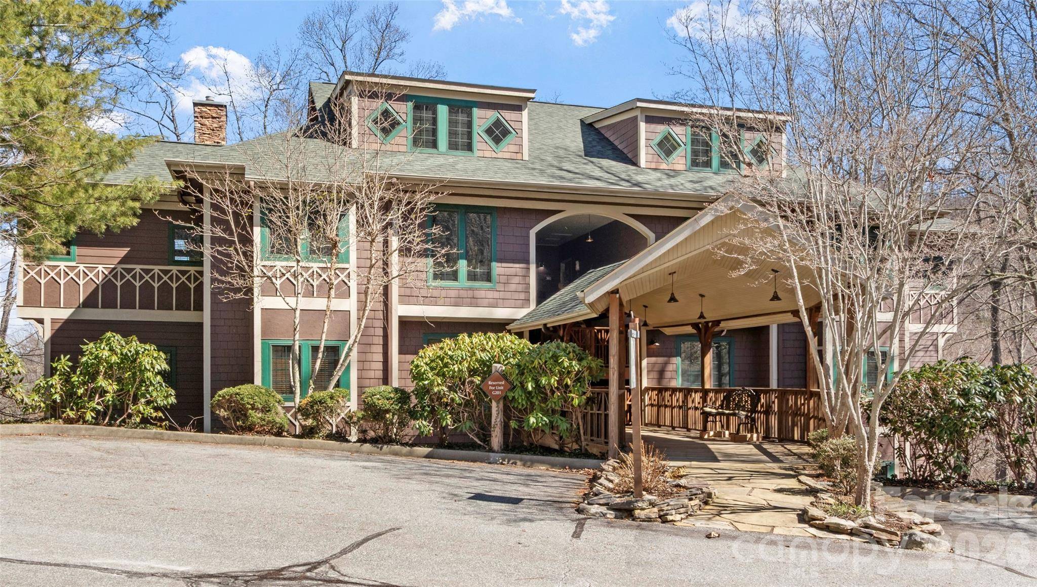 61 Creekside WAY #G-101, Burnsville, NC 28714