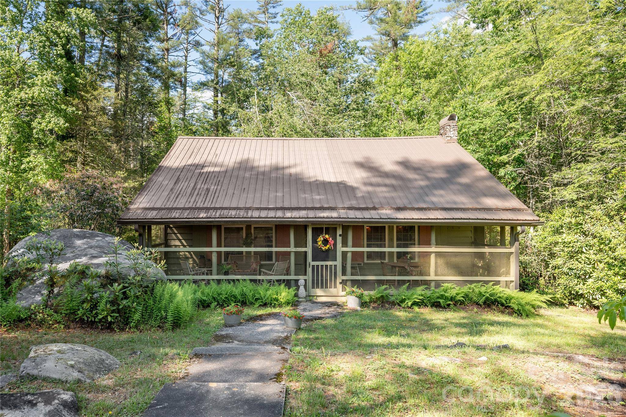 10844 Greenville HWY, Cedar Mountain, NC 28718