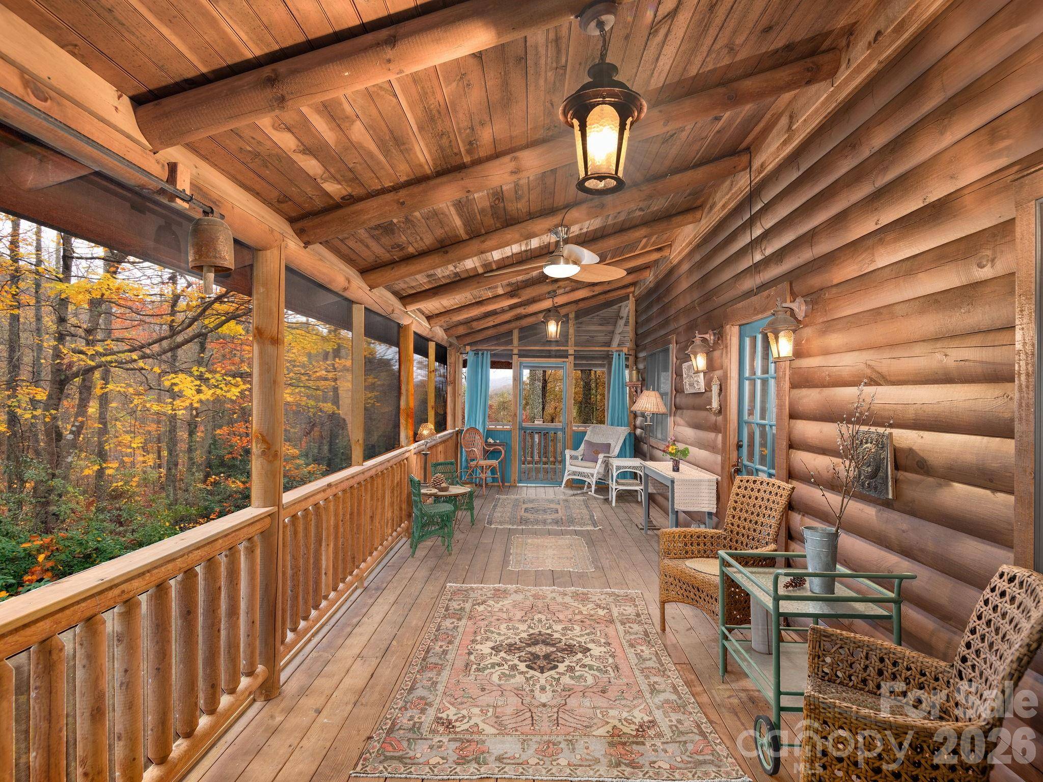 102 Carriage DR, Fairview, NC 28730
