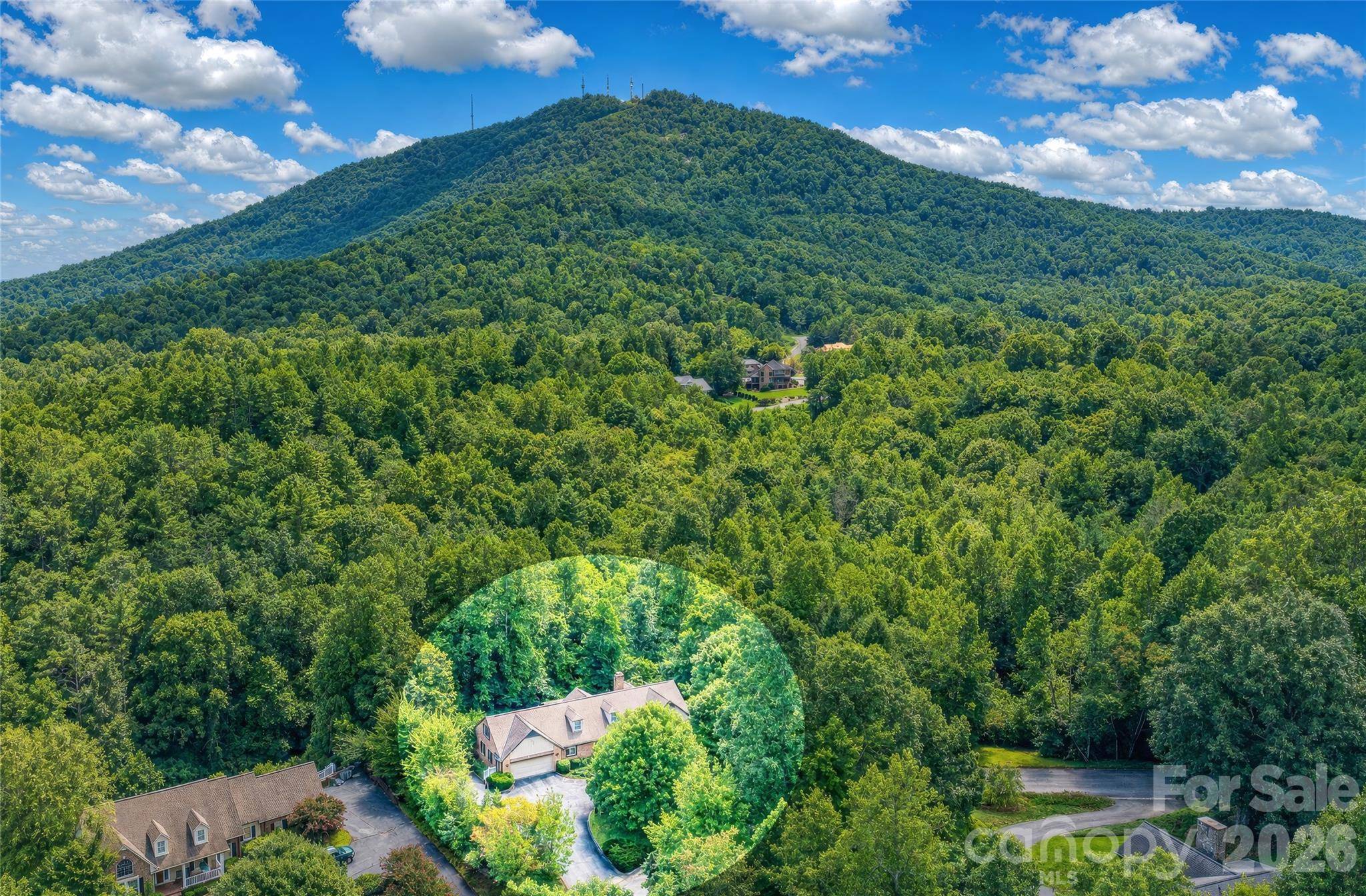 417 Stonecroft DR SE, Lenoir, NC 28645