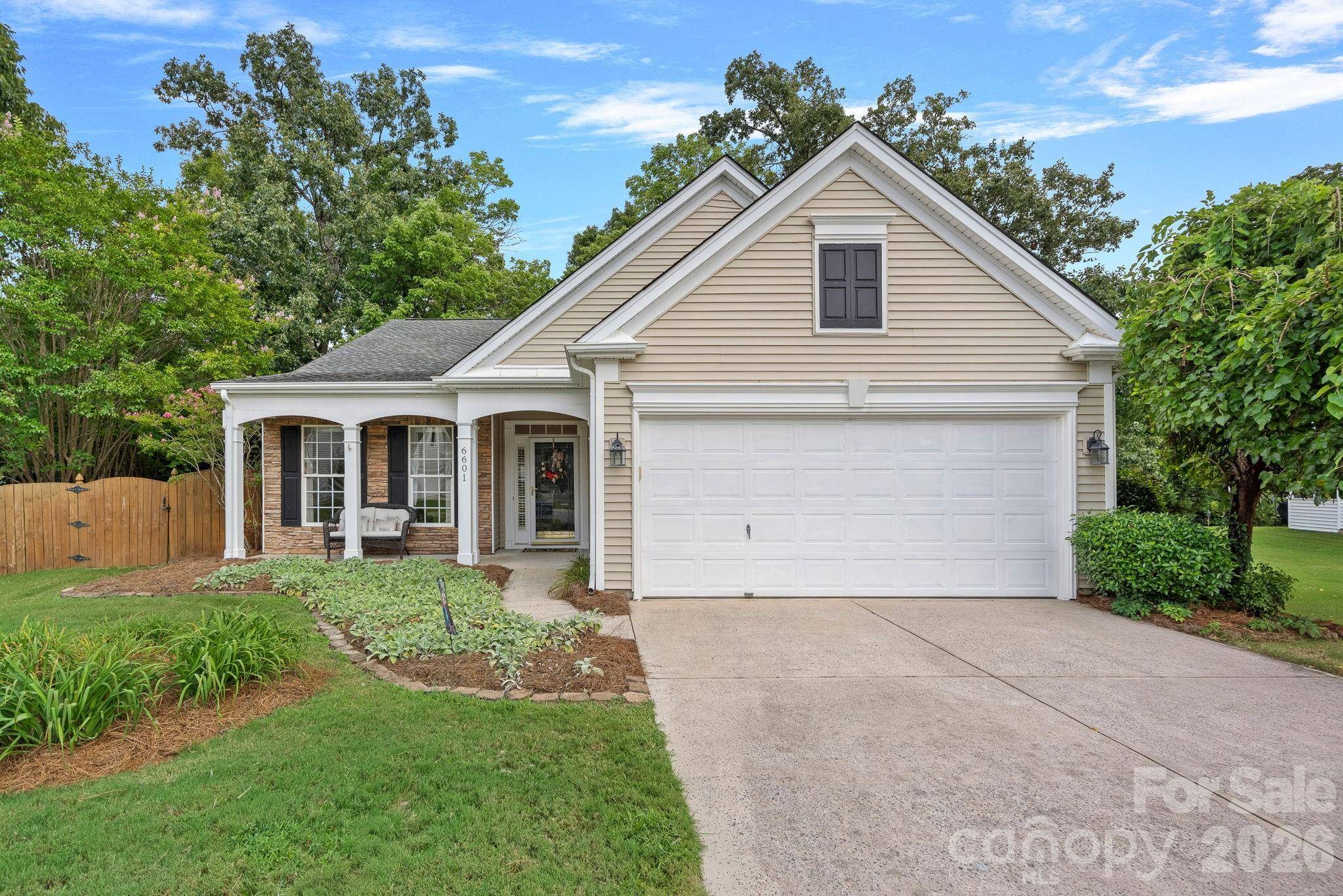 6601 Warbler Wood CT, Charlotte, NC 28269