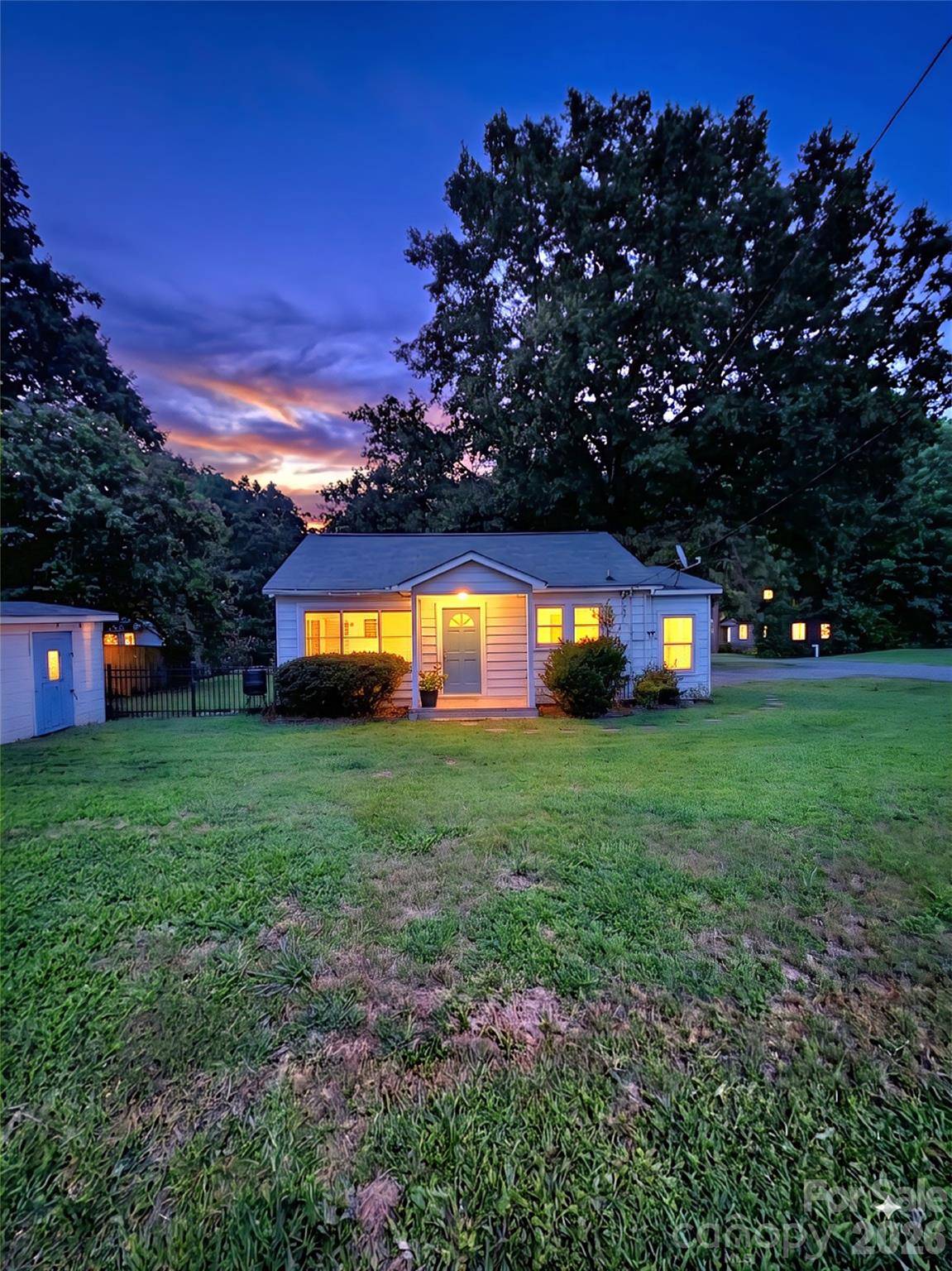 202 Oak ST, Stanfield, NC 28163