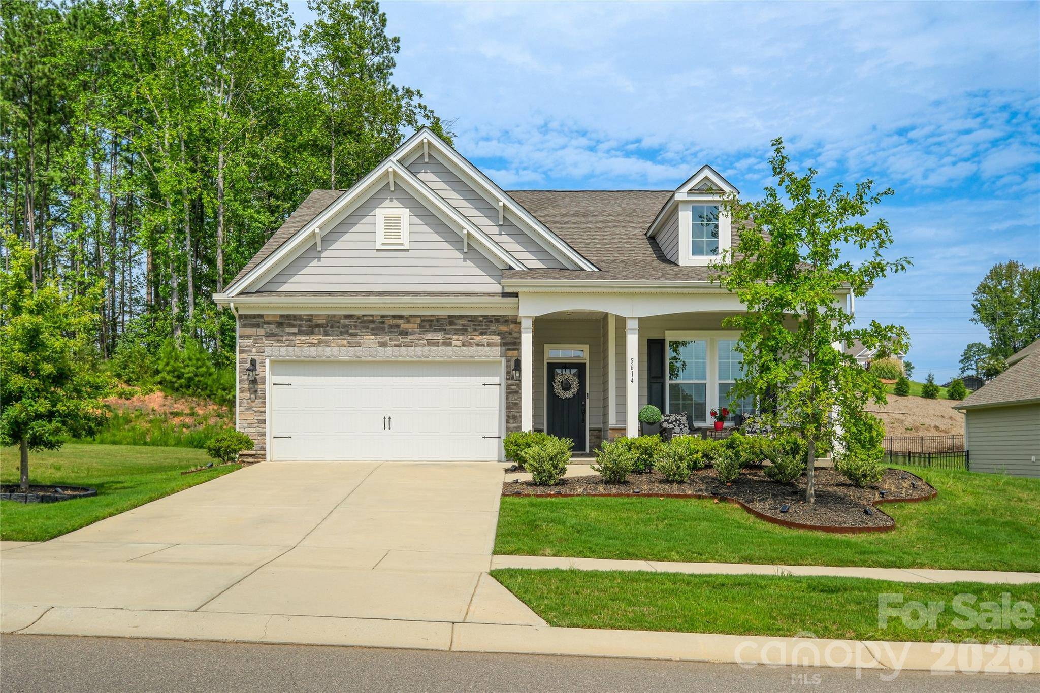 5614 Casper DR, Charlotte, NC 28214