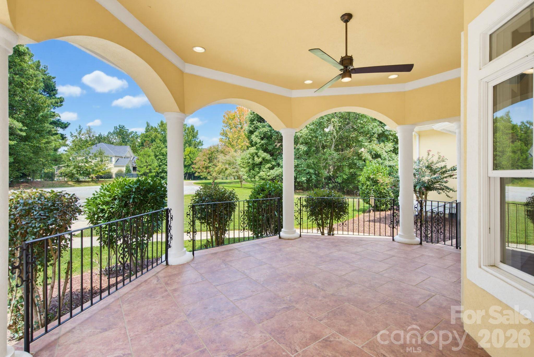 149 Vista Bluff LN, Mooresville, NC 28117