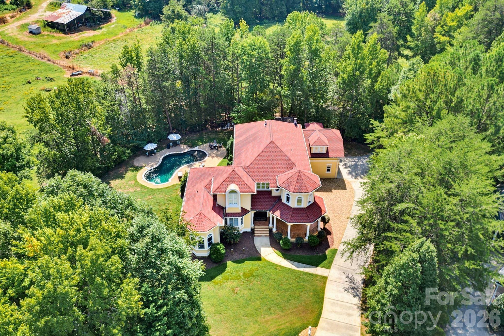 149 Vista Bluff LN, Mooresville, NC 28117