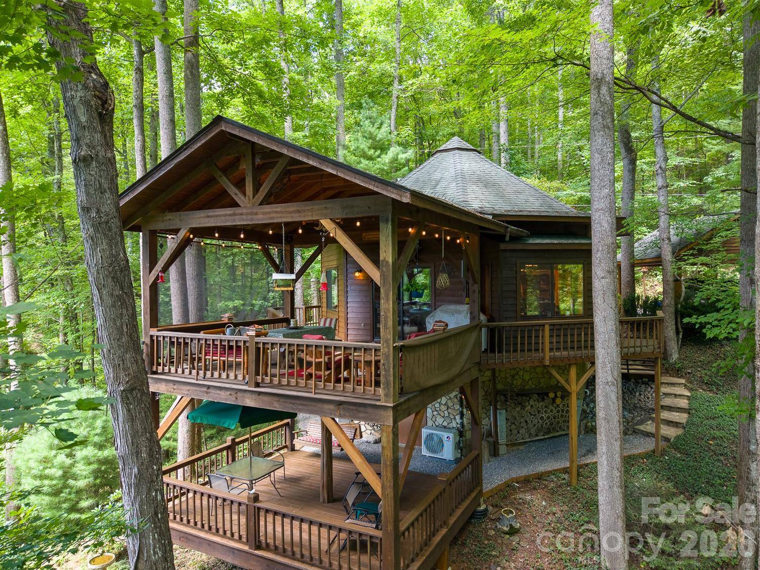 204 Mountain Laurel DR, Bryson City, NC 28713