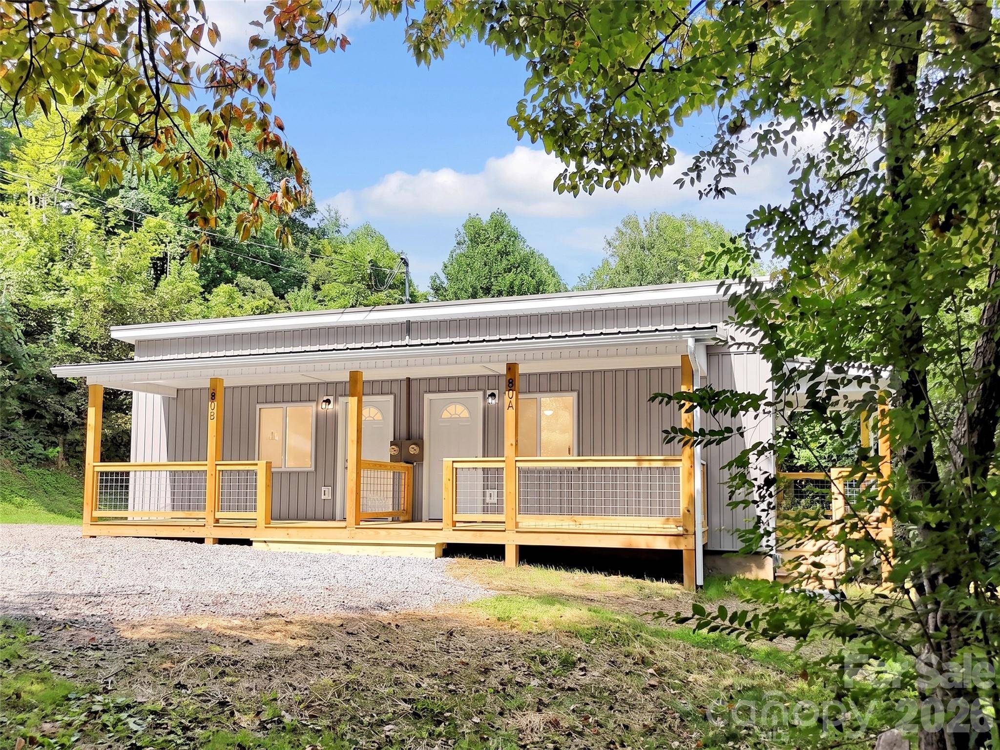 80 Mcelroy ST, Waynesville, NC 28786