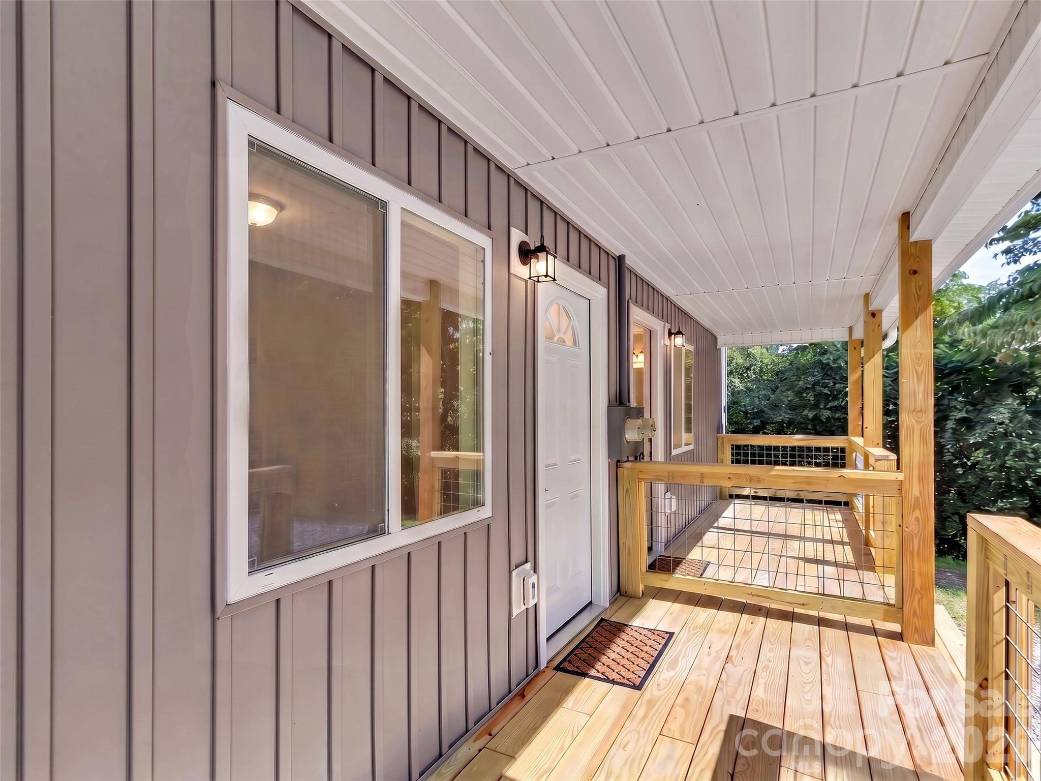 80 Mcelroy ST, Waynesville, NC 28786