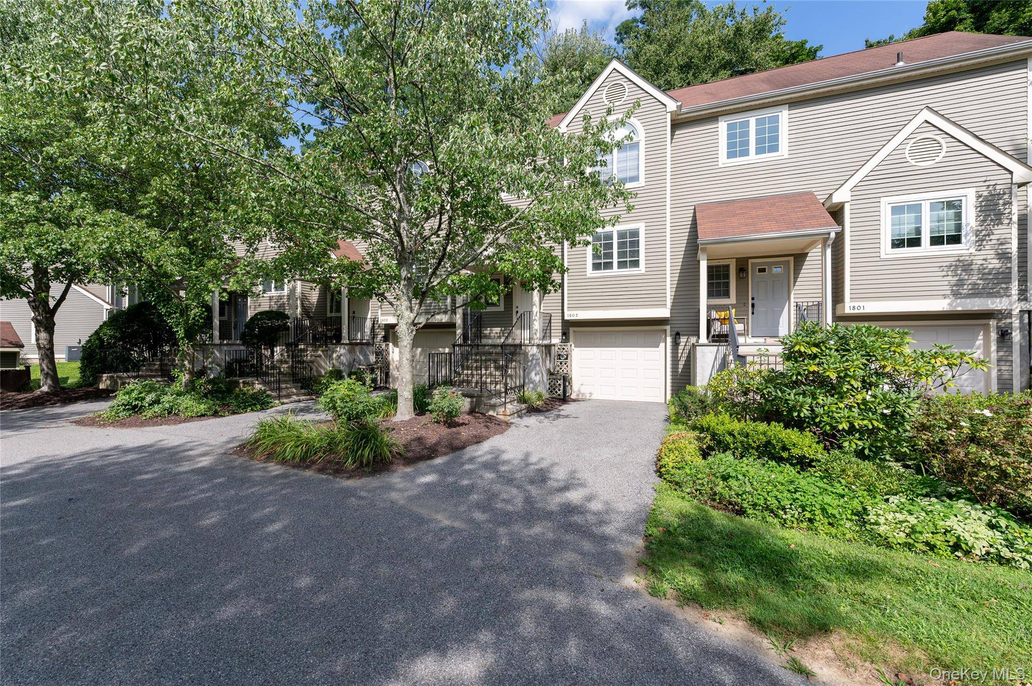 1802 Regent DR, Mount Kisco, NY 10549