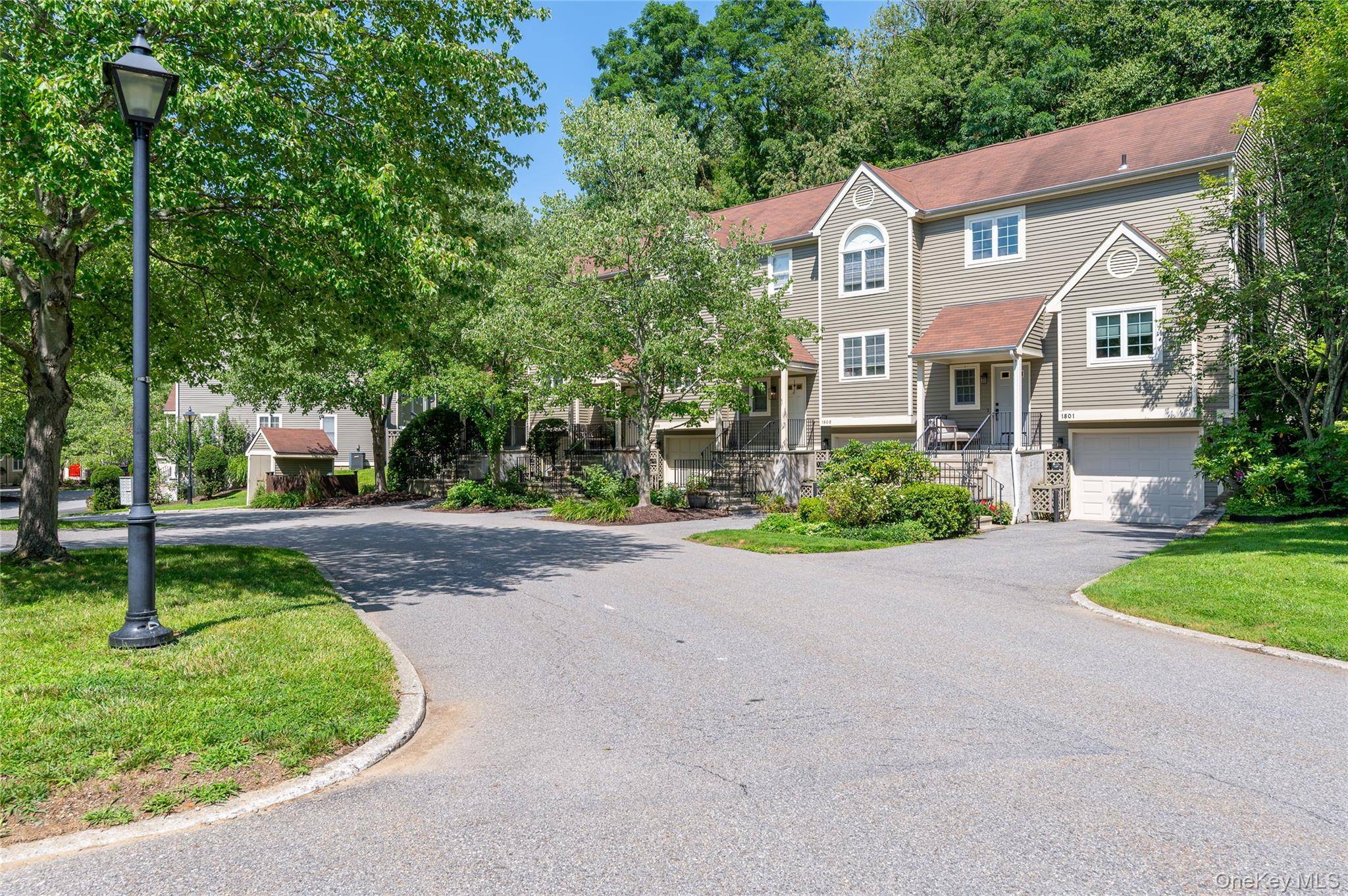 1802 Regent DR, Mount Kisco, NY 10549