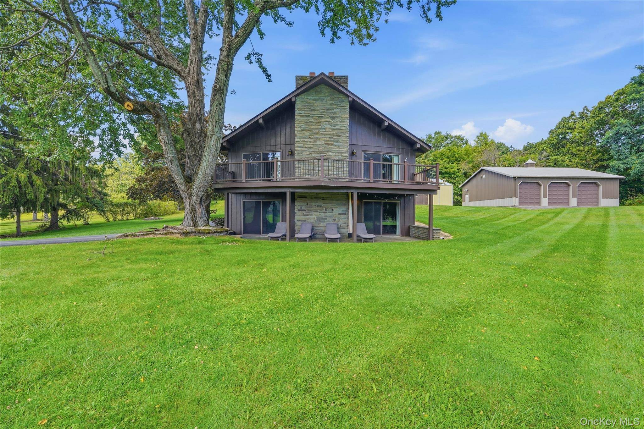 334 Plattekill RD, Marlboro, NY 12542