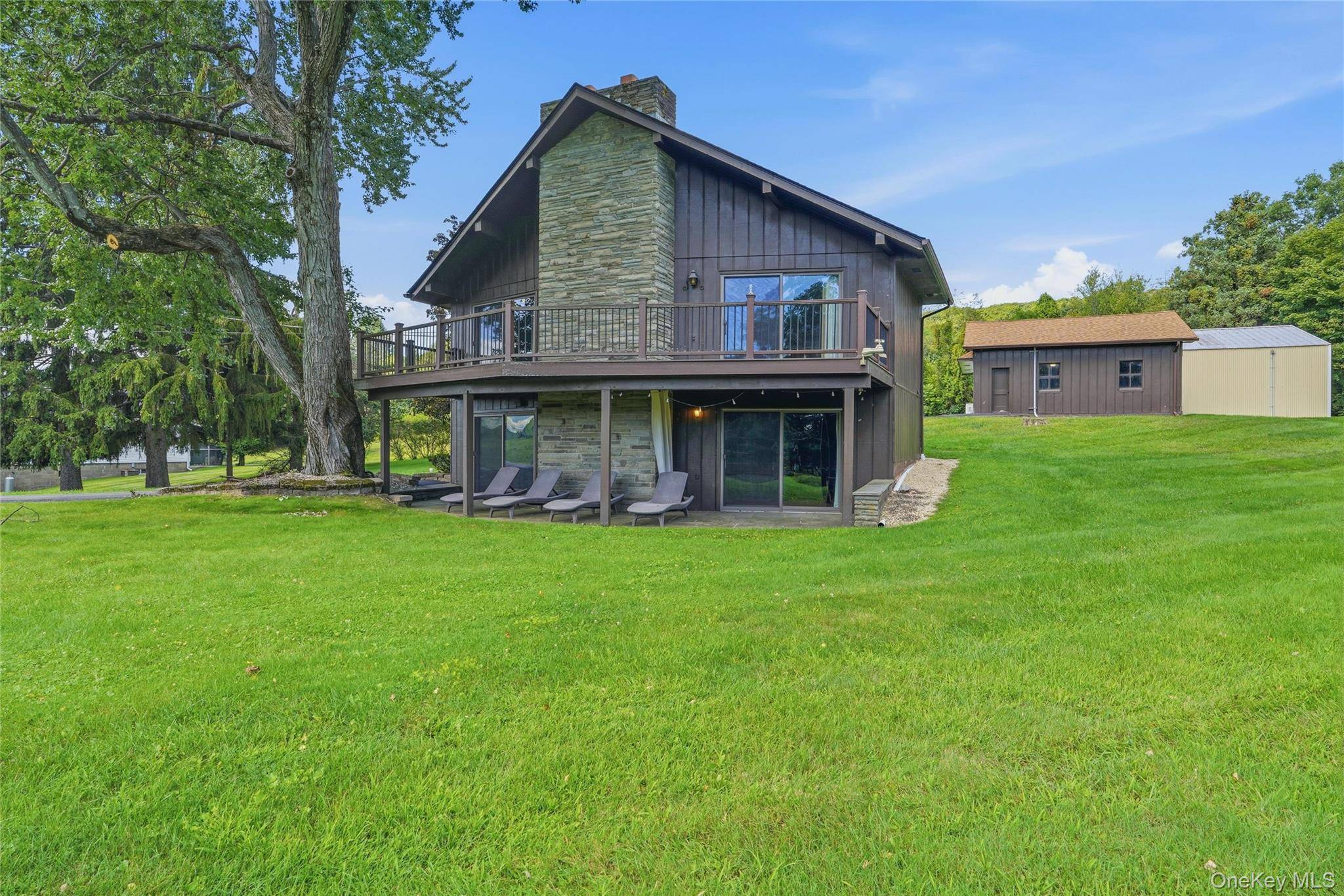 334 Plattekill RD, Marlboro, NY 12542