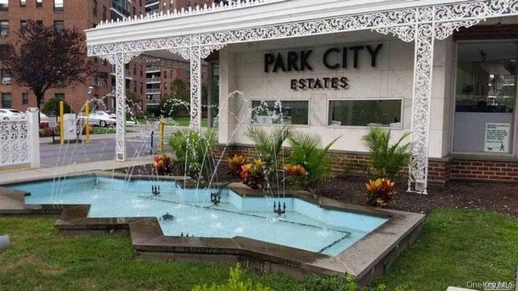 61-55 98th ST #4N, Rego Park, NY 11374